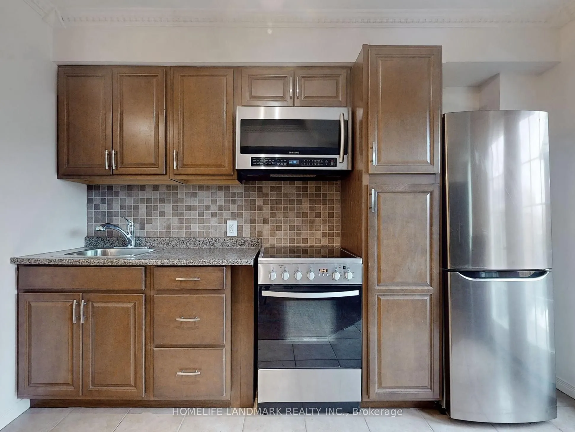 10 Reidmount Avenue, #7