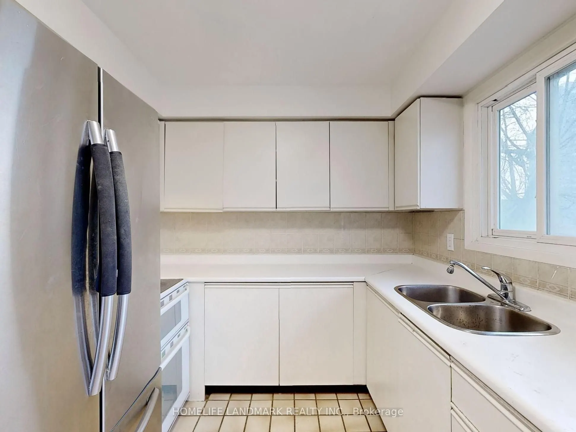 10 Reidmount Avenue, #7