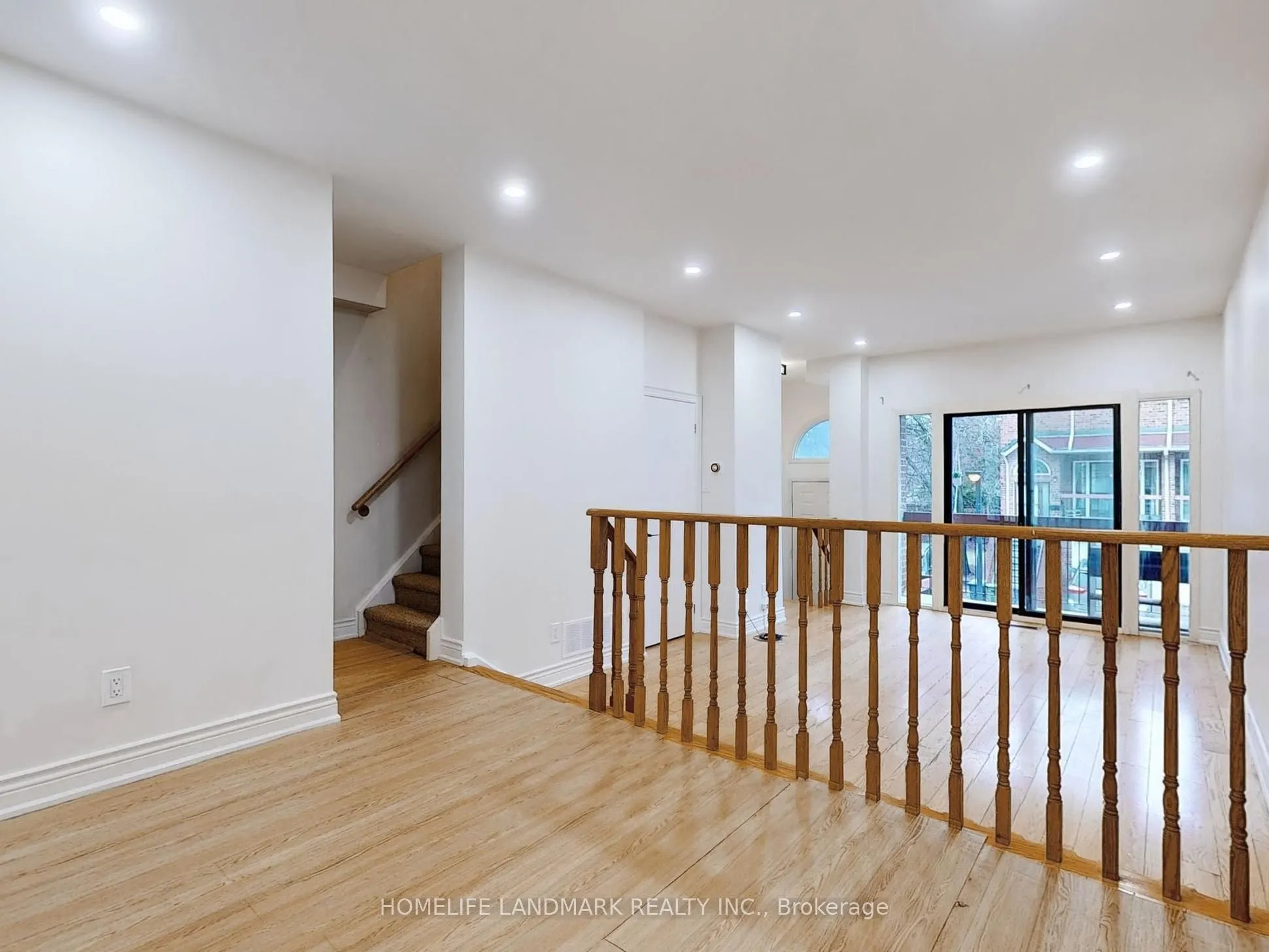 10 Reidmount Avenue, #7