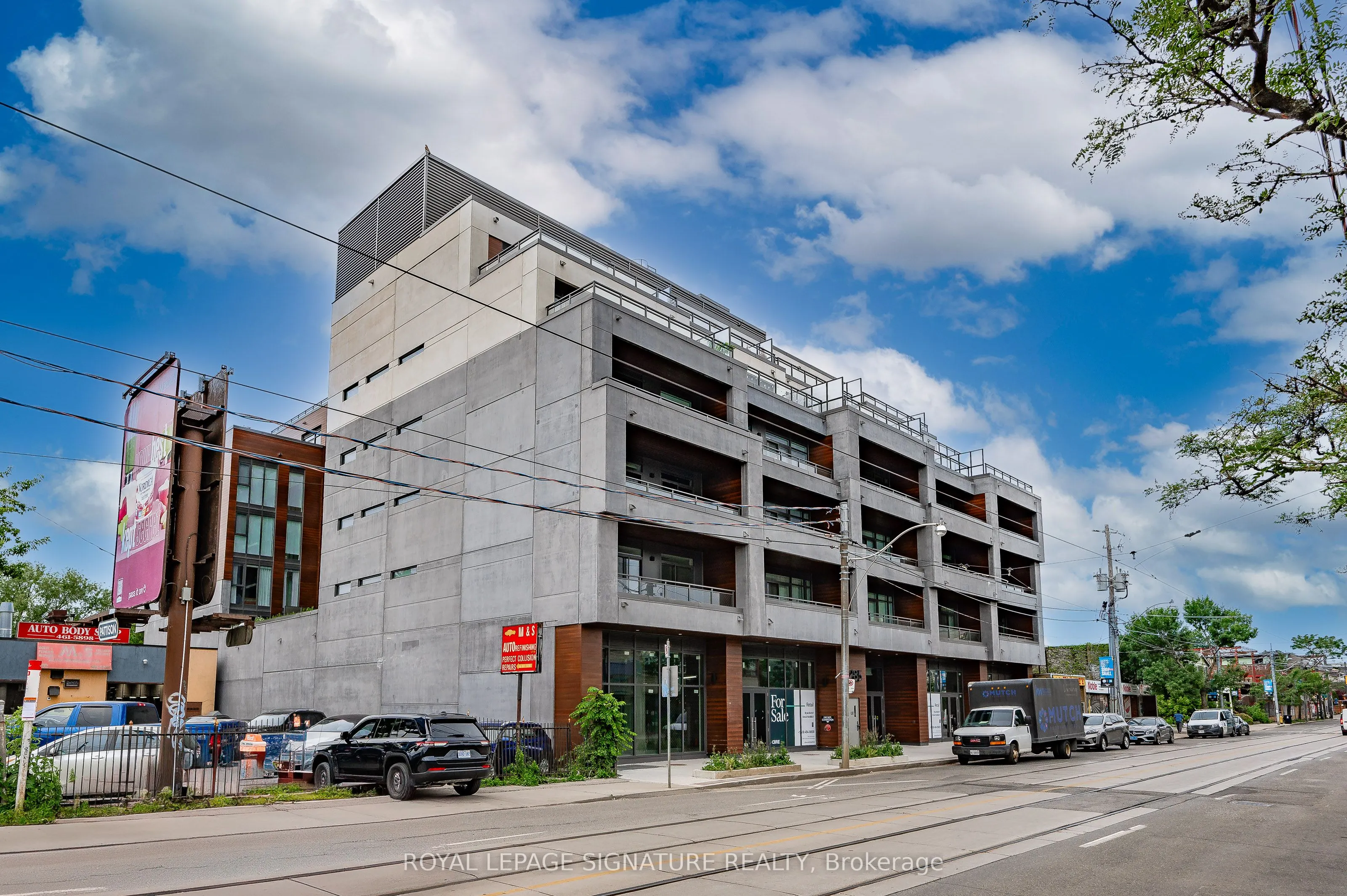 1285 Queen Street E, #402