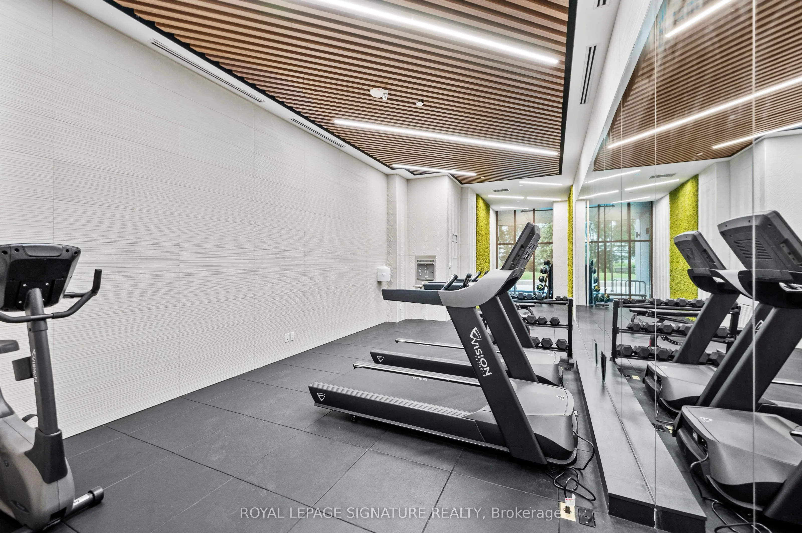 1285 Queen Street E, #402