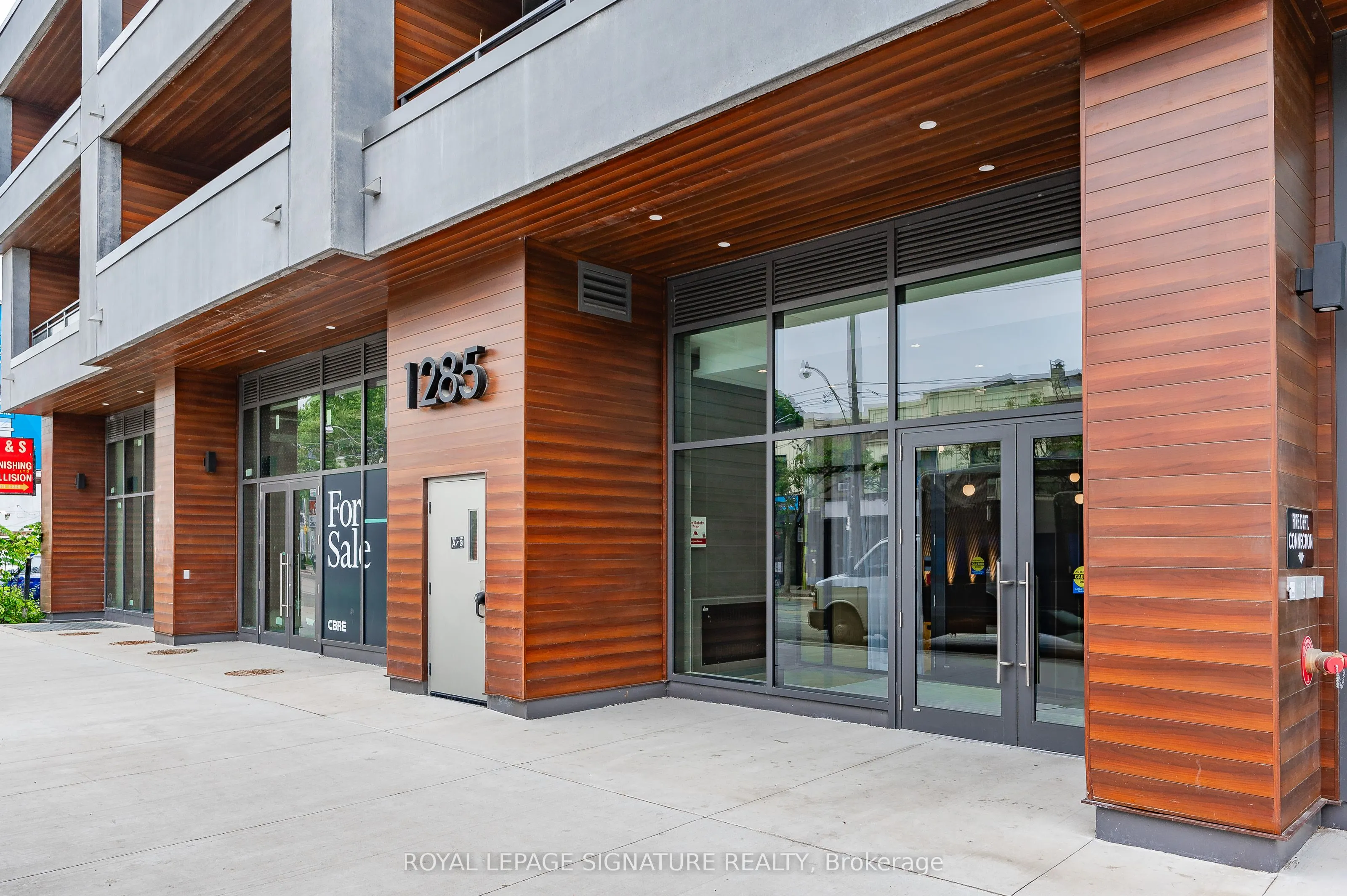 1285 Queen Street E, #402