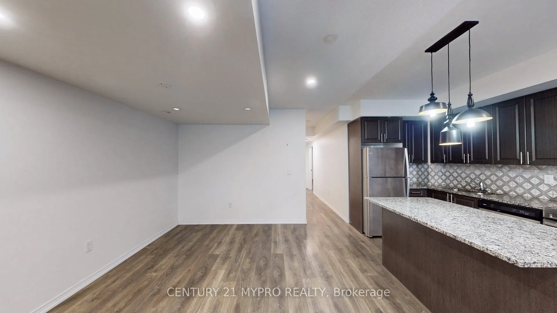 515 Kingbird Grove, #135