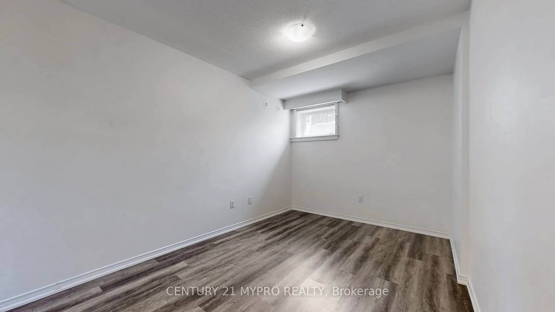 515 Kingbird Grove, #135