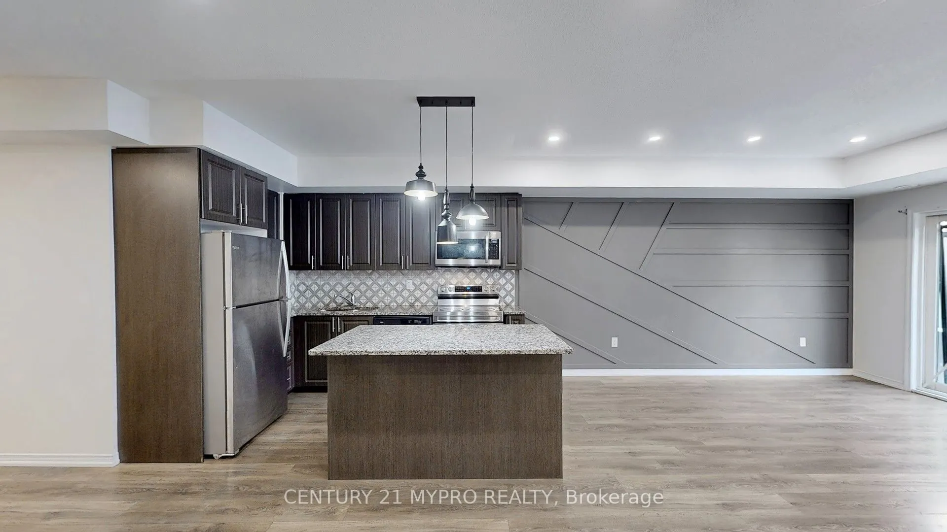 515 Kingbird Grove, #135