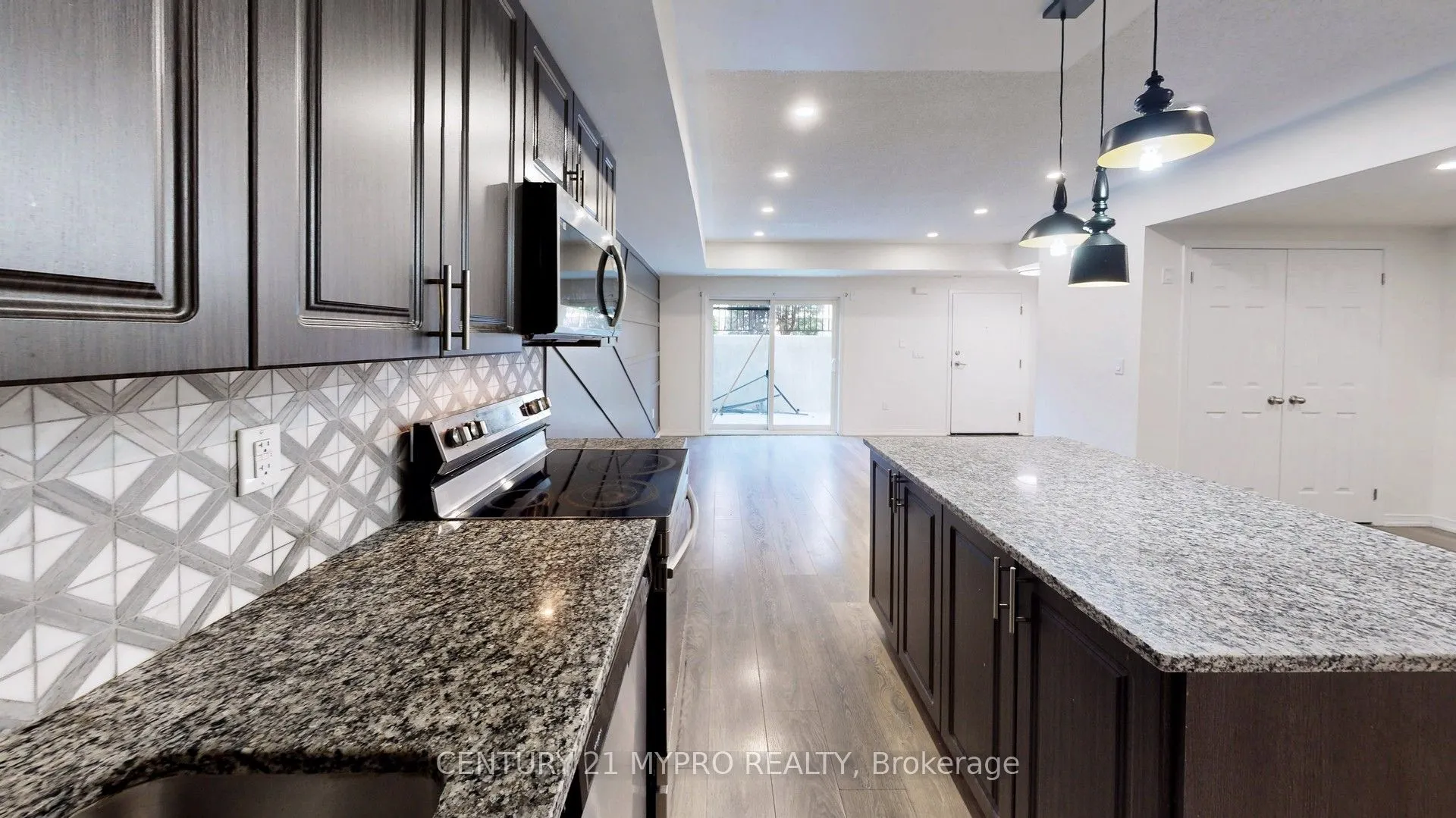 515 Kingbird Grove, #135
