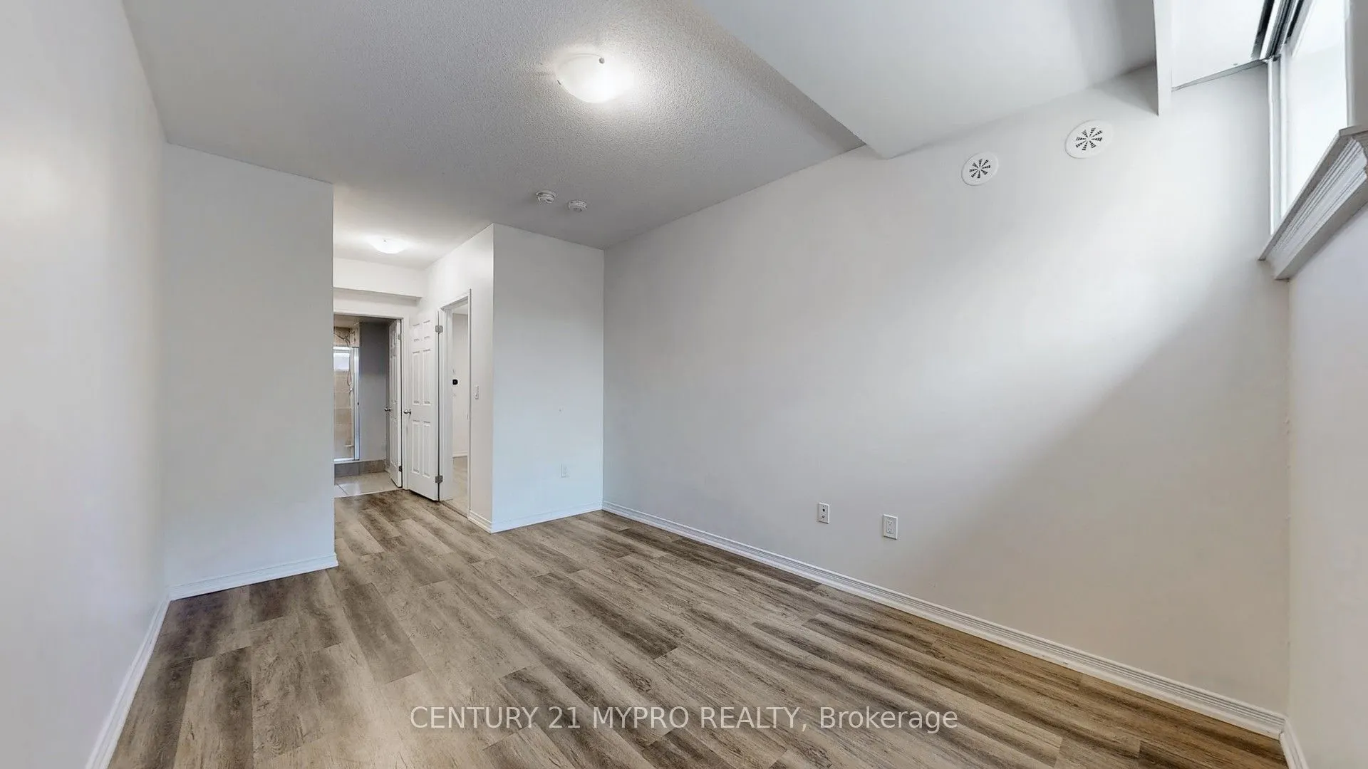 515 Kingbird Grove, #135
