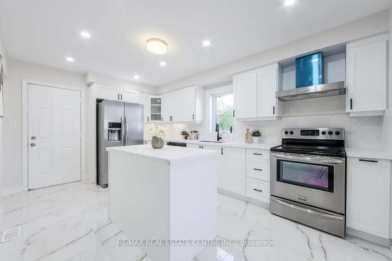 27 Rickaby Street