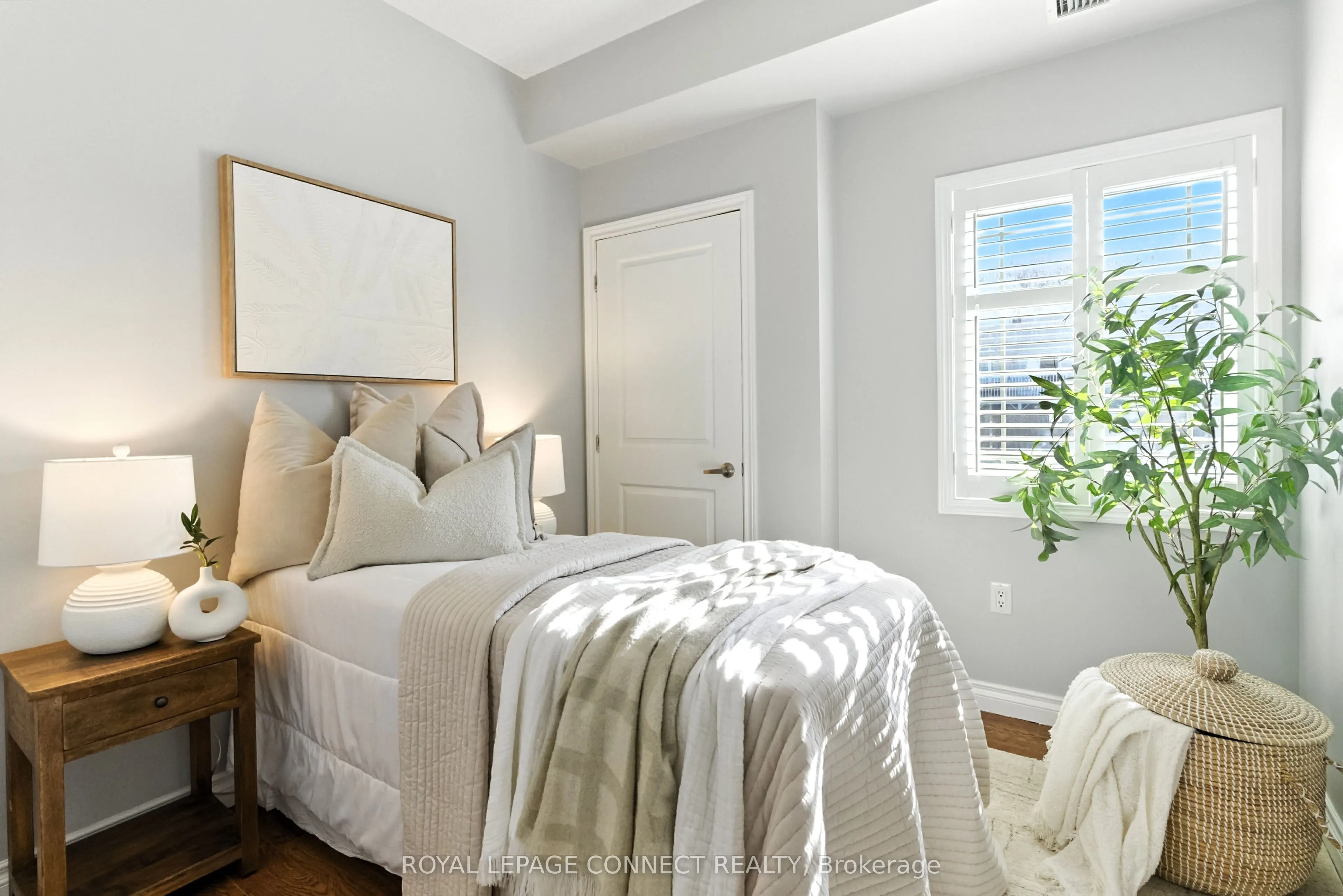 1 Sidney Lane, #107