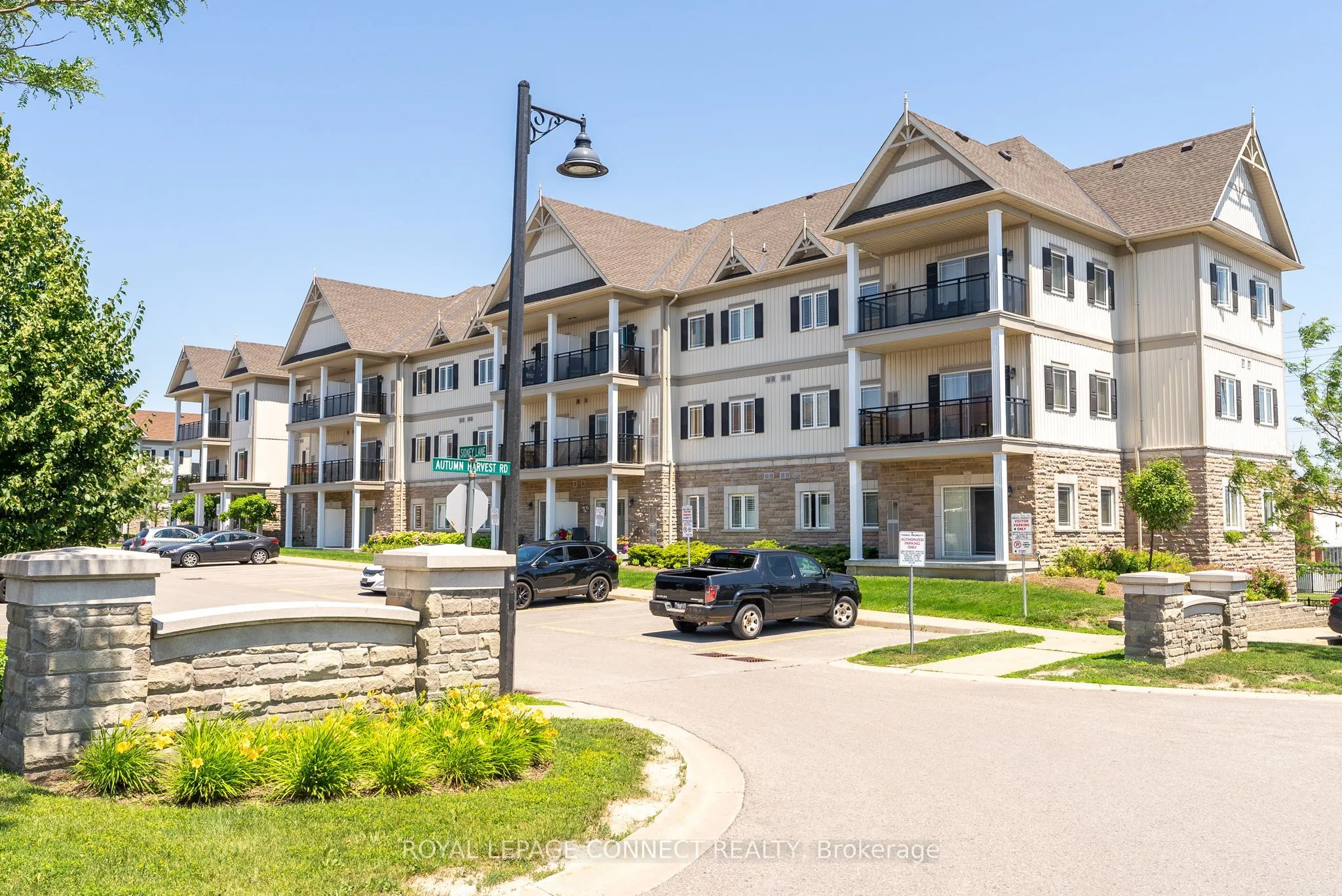 1 Sidney Lane, #107