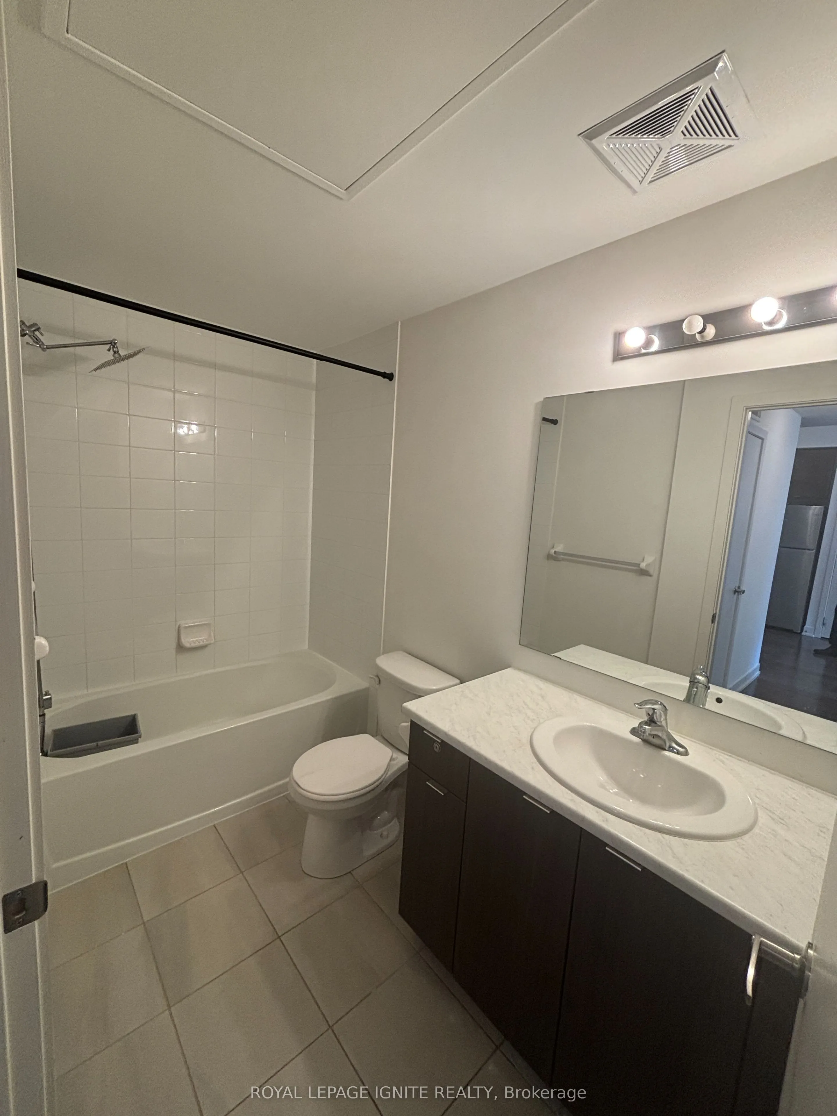 60 Orchid Place Drive #16