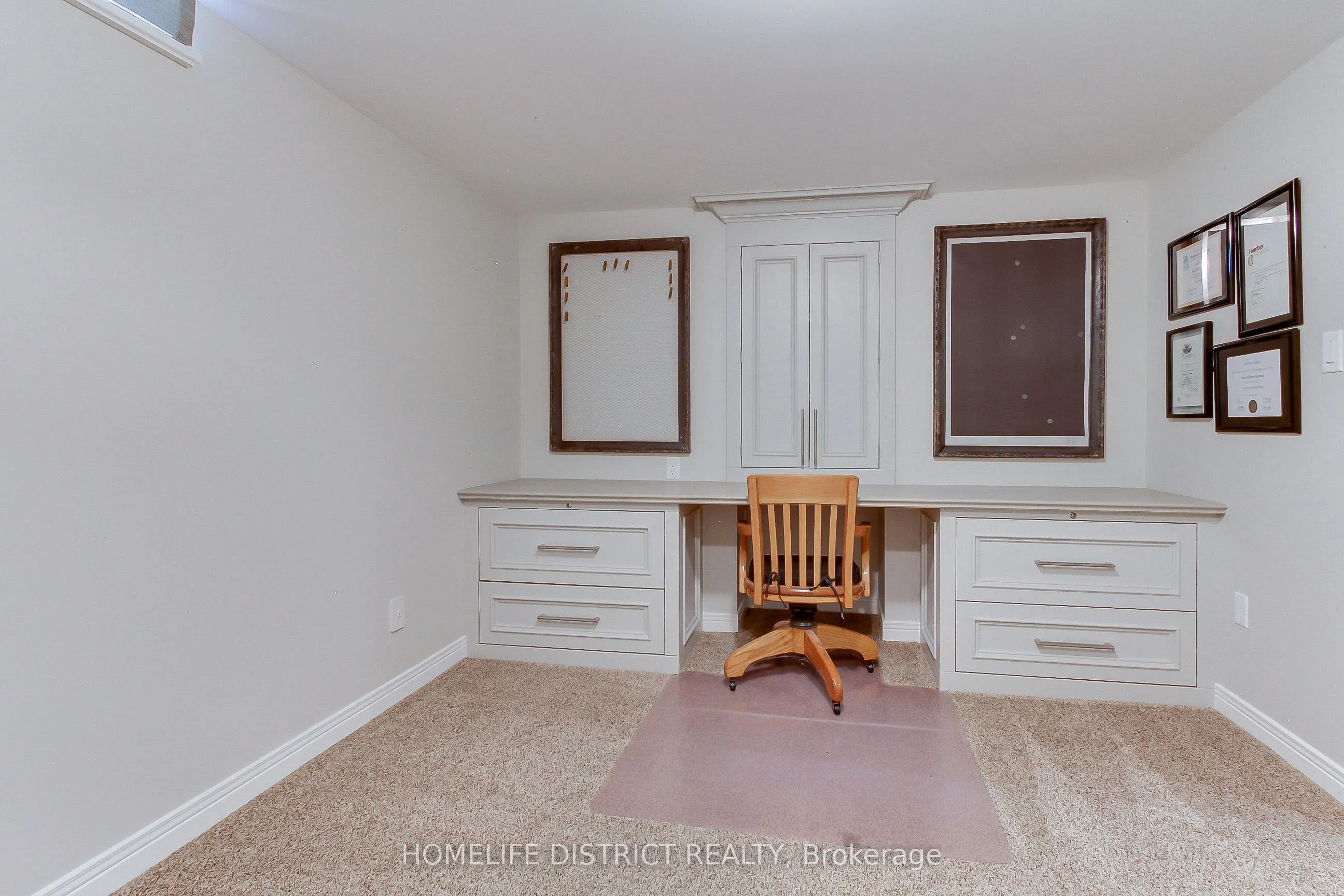 43 Daniels Crescent