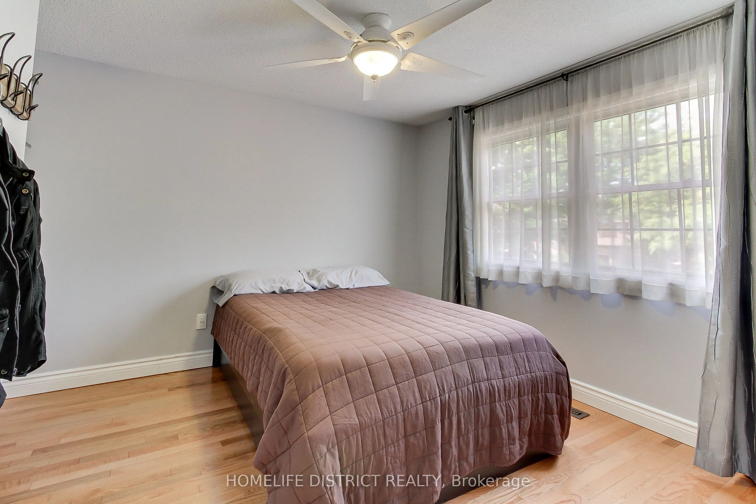 43 Daniels Crescent