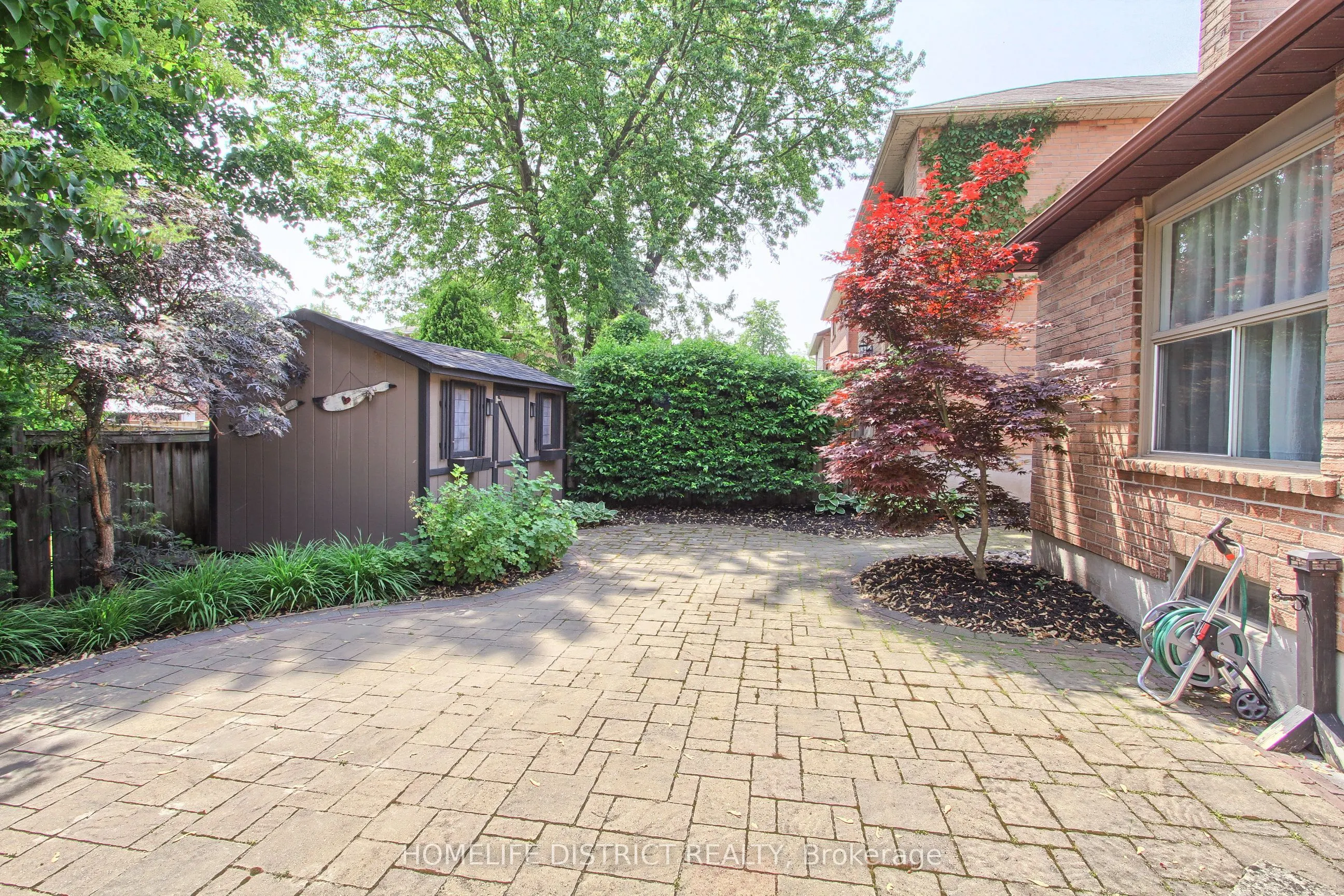 43 Daniels Crescent