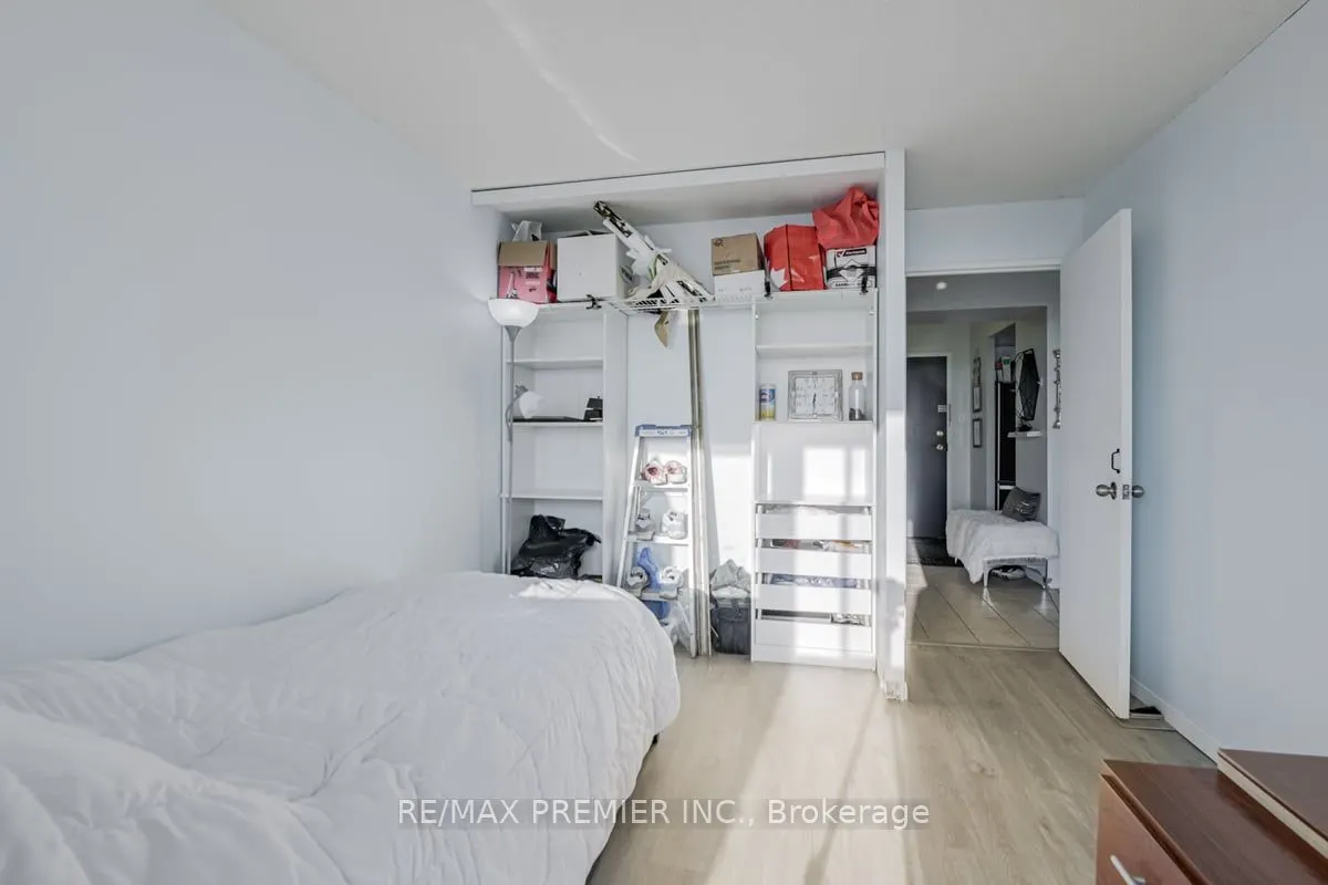 330 McCowan Road, #1114