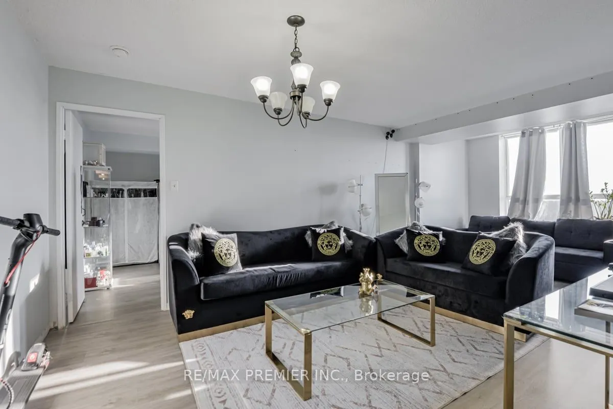 330 McCowan Road, #1114