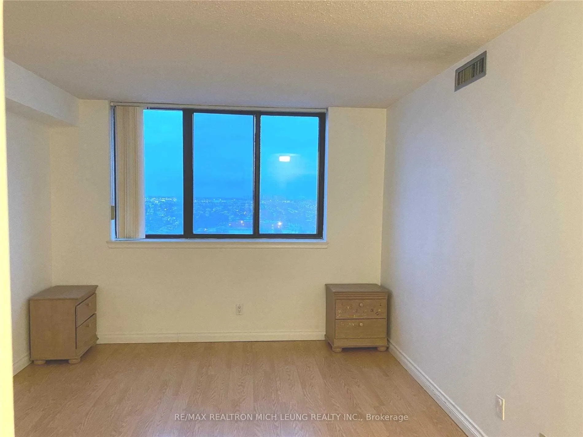 75 Bamburgh Circle, #1621