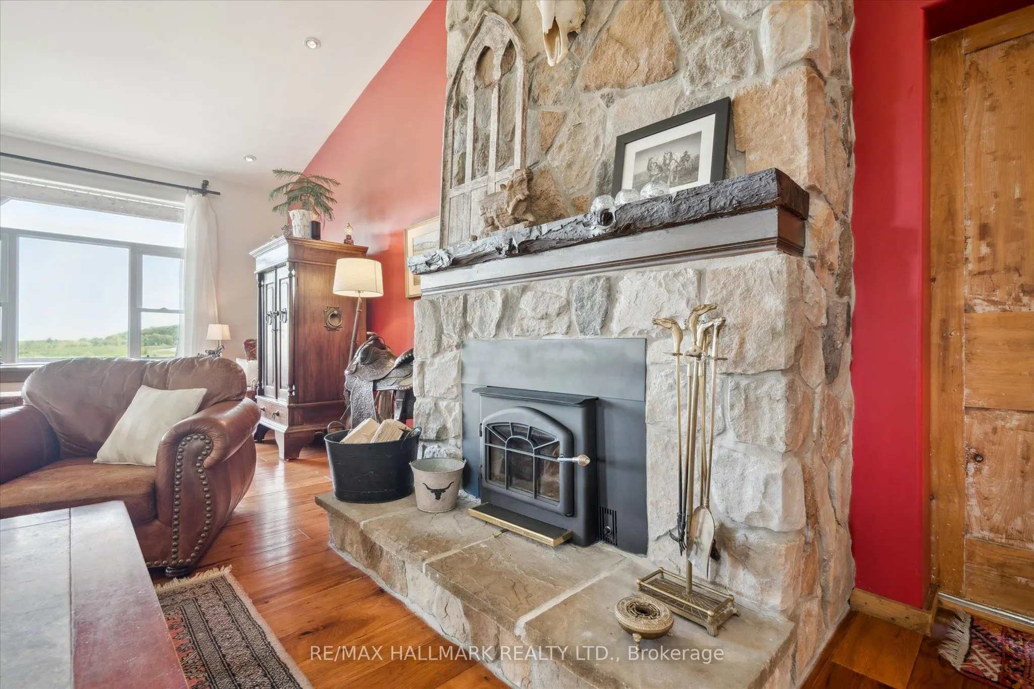 8473 Mercer Road