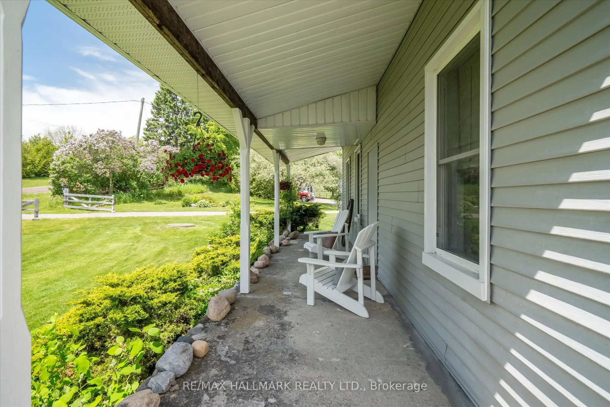 8473 Mercer Road