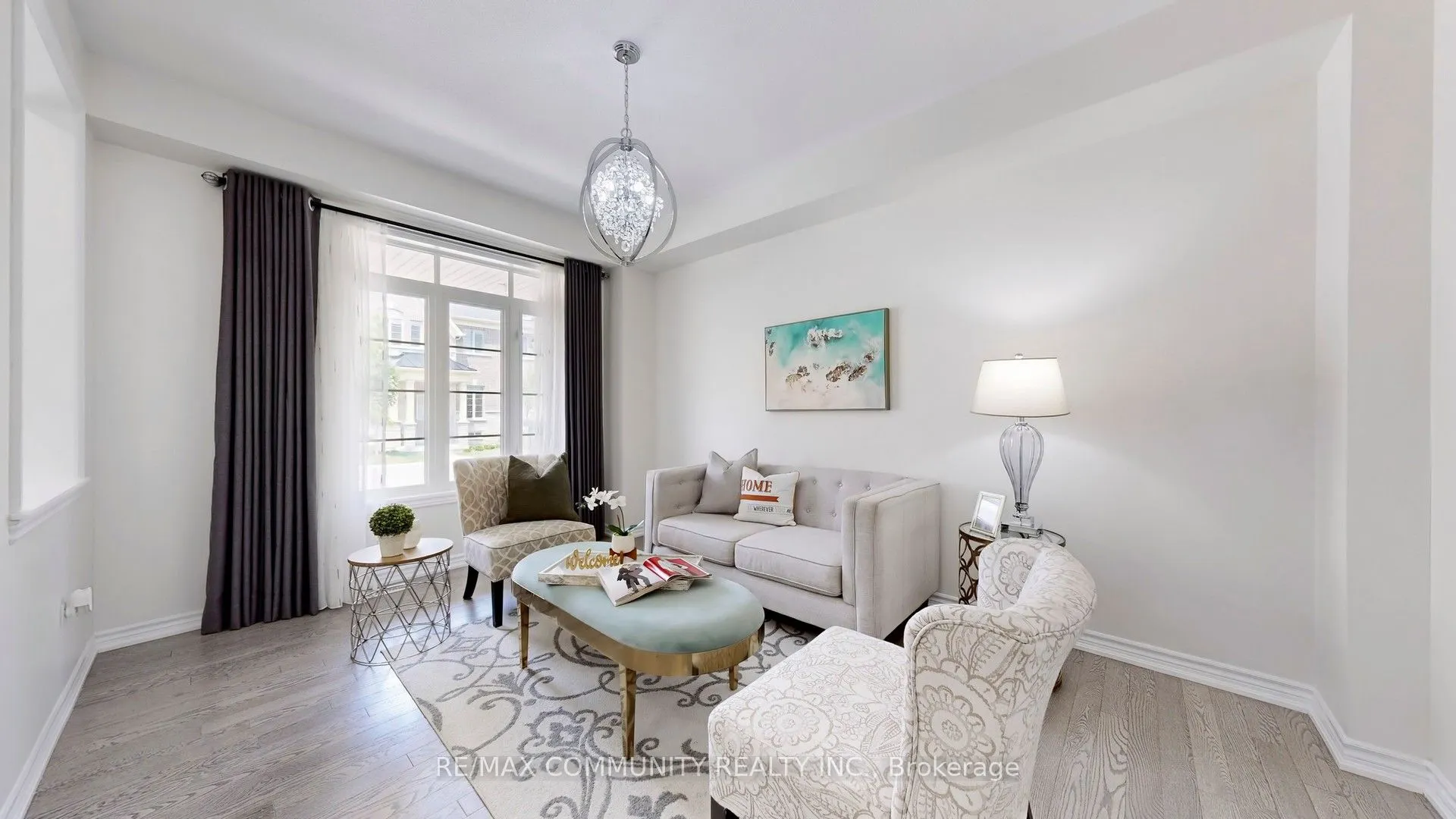 11 Clutterbuck Lane NE