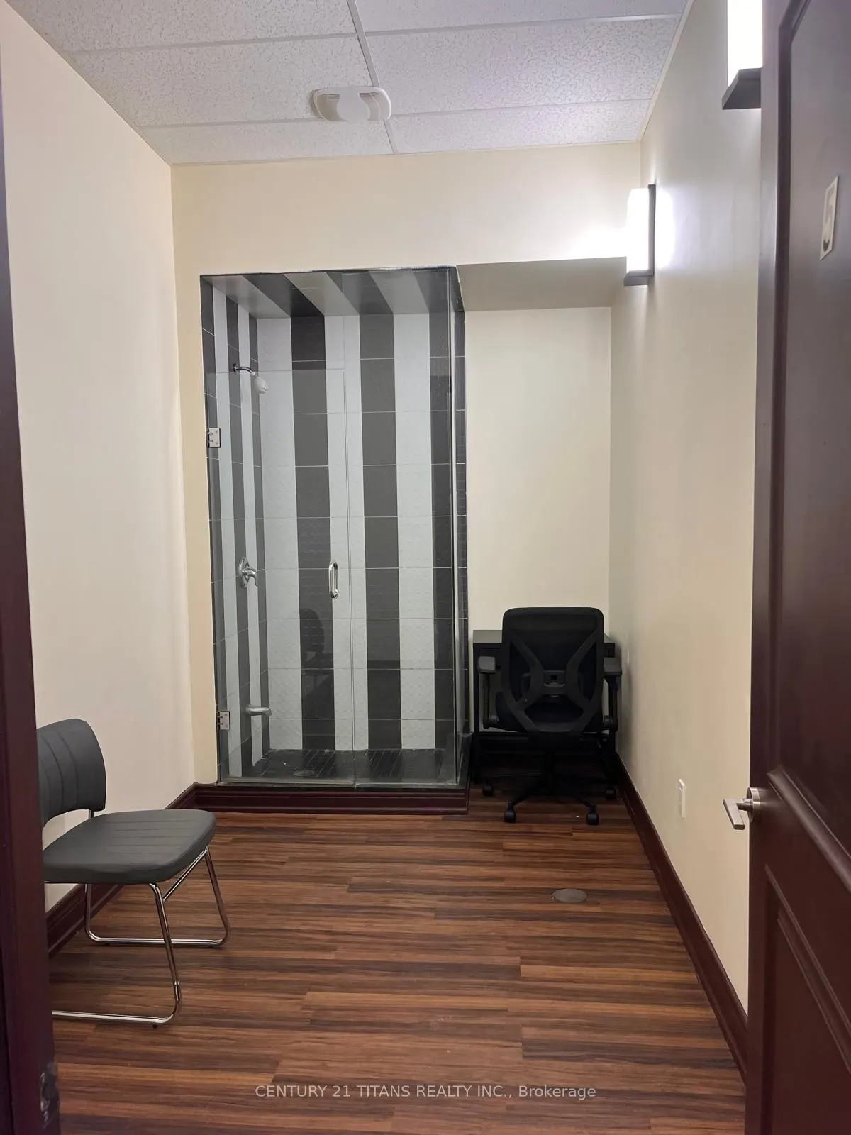 36 Salem Road, #B - Room 1