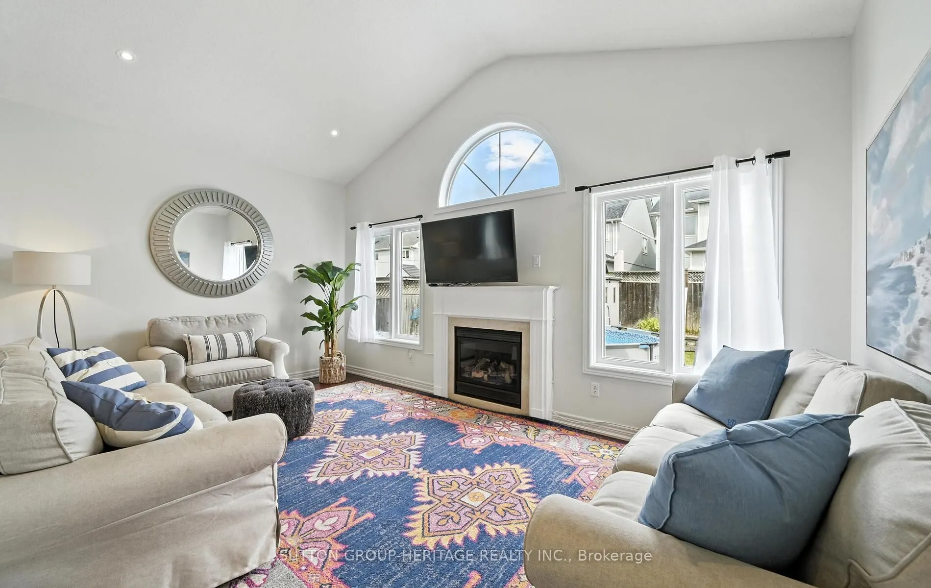 4 Barchester Crescent