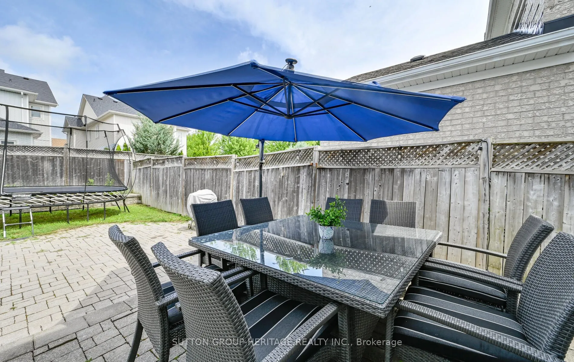 4 Barchester Crescent