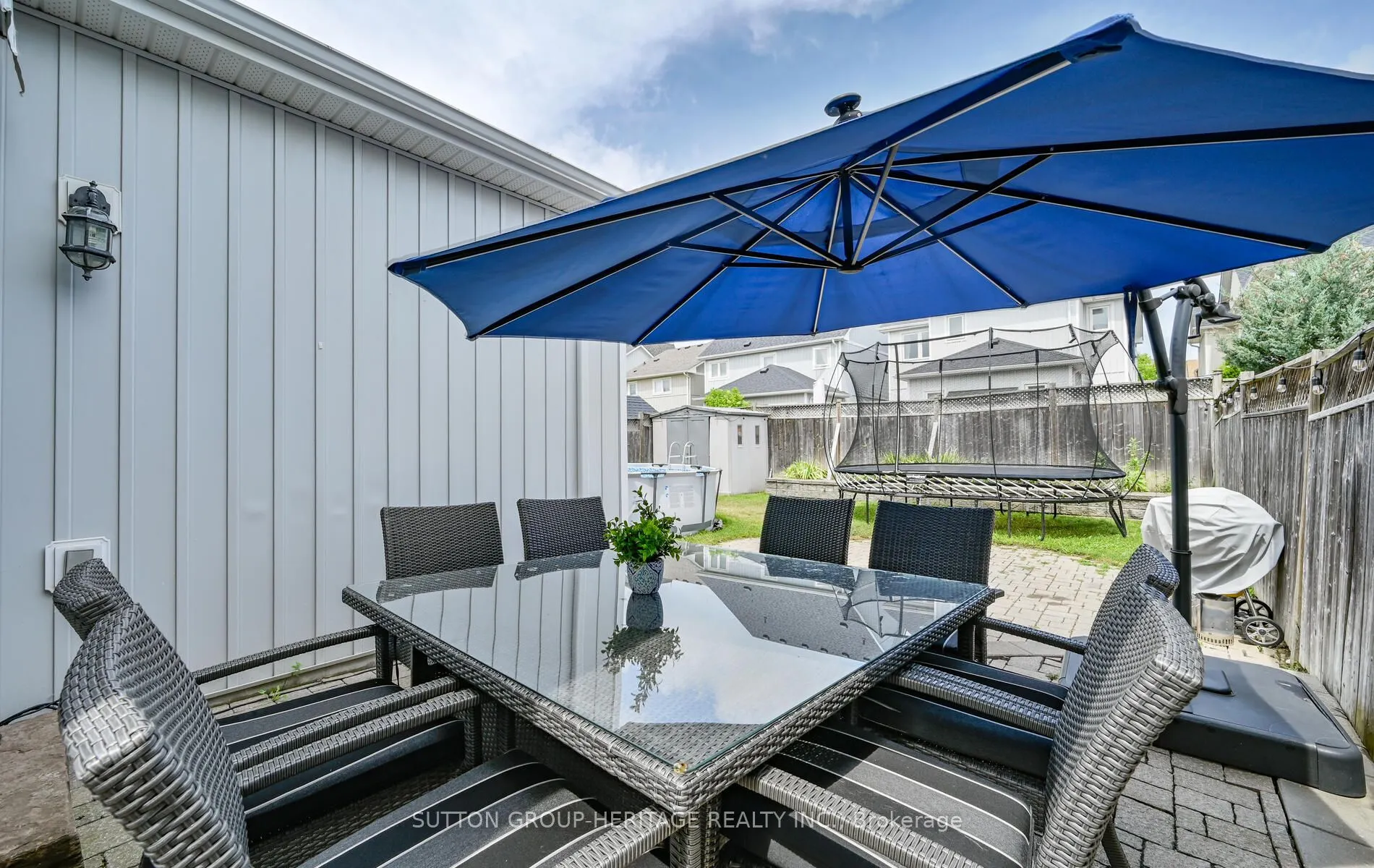 4 Barchester Crescent