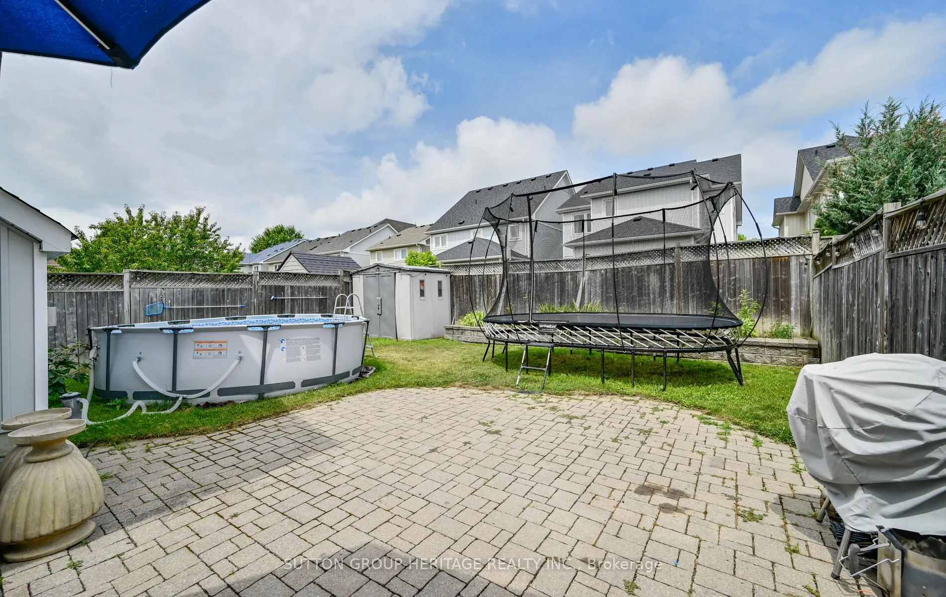 4 Barchester Crescent