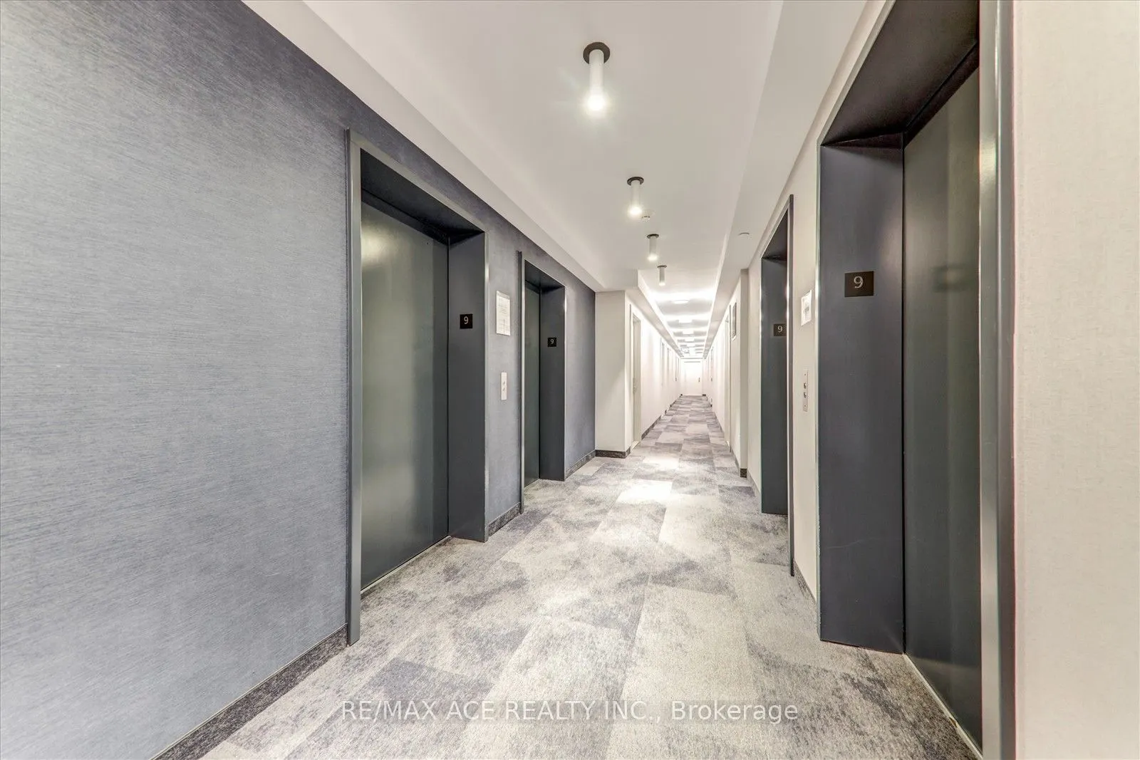 2550 Simcoe Street N, #914