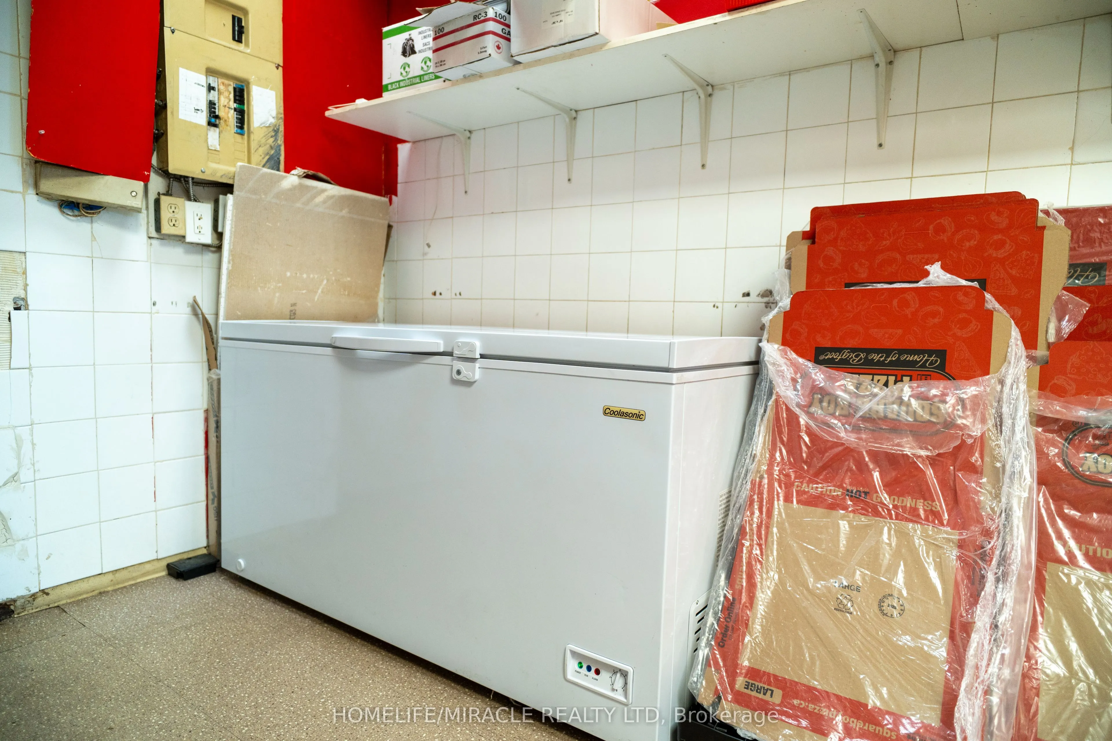 3 Harwood Avenue S
