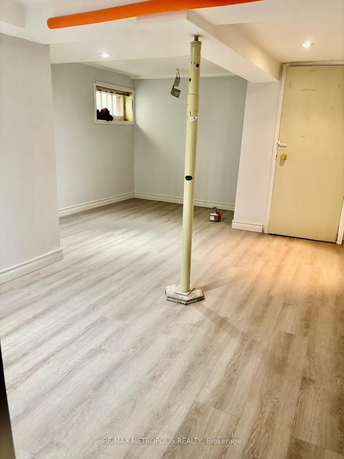 72 Colborne Street W
