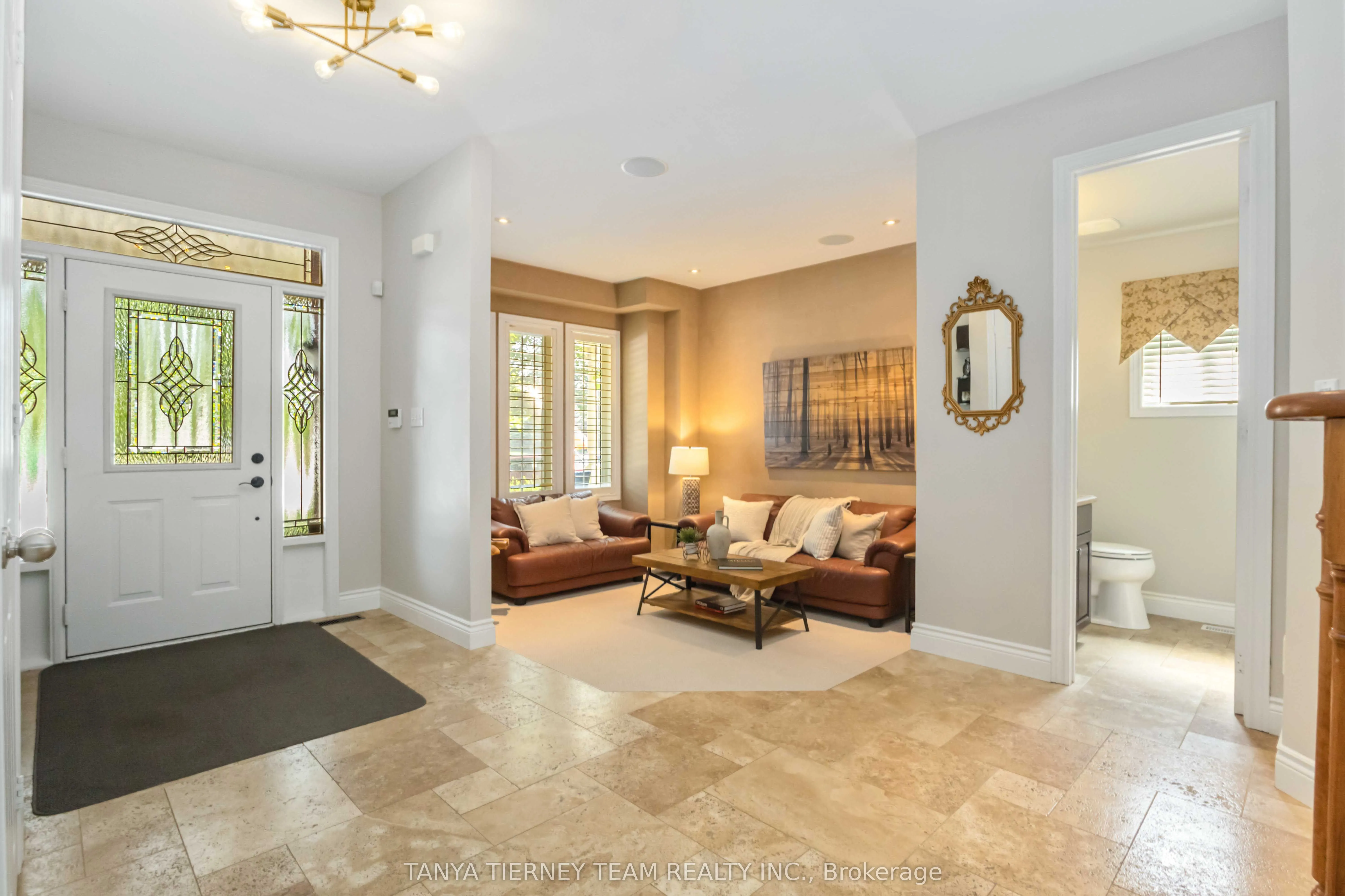 6 Braddock Court