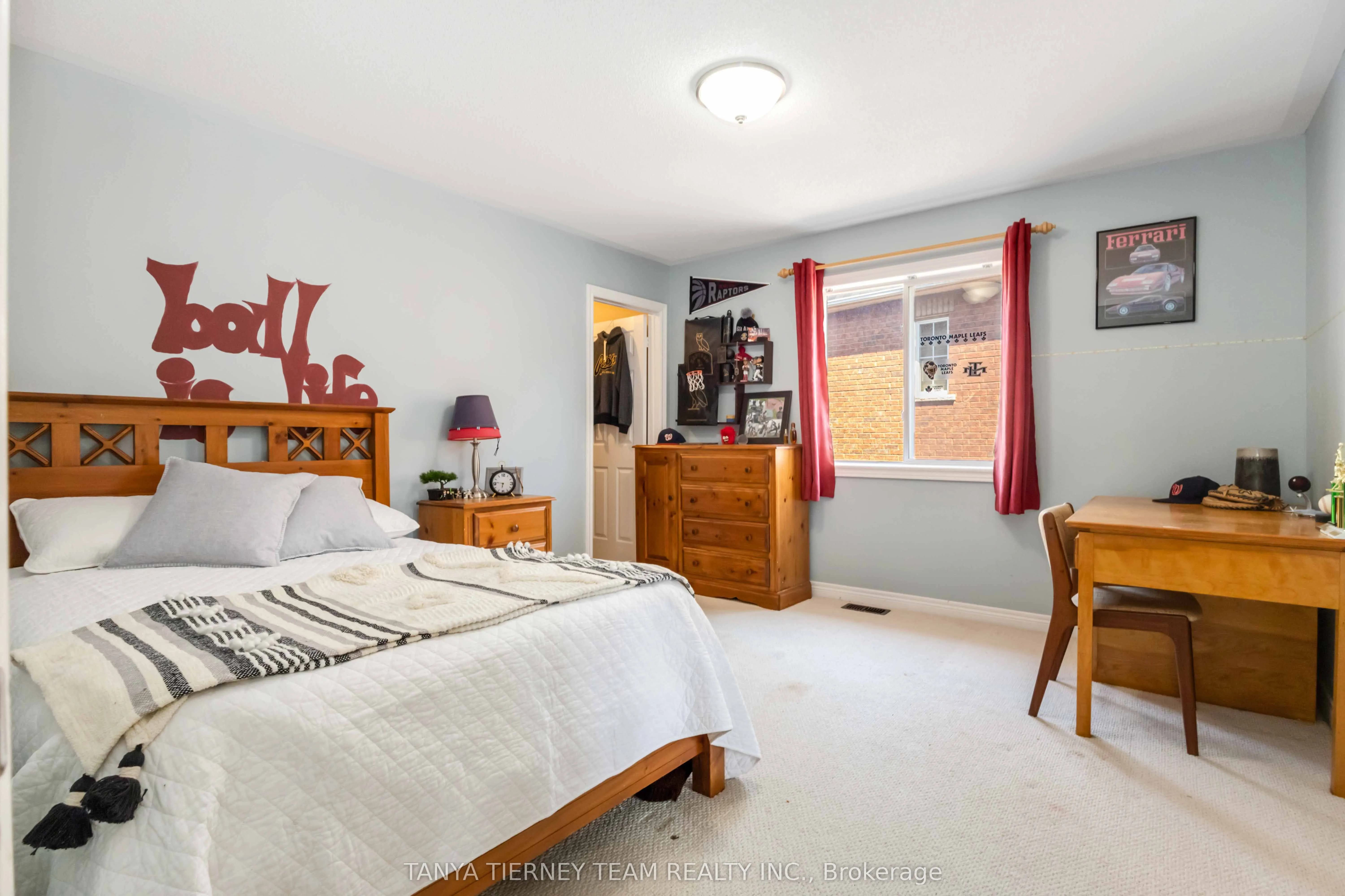 6 Braddock Court
