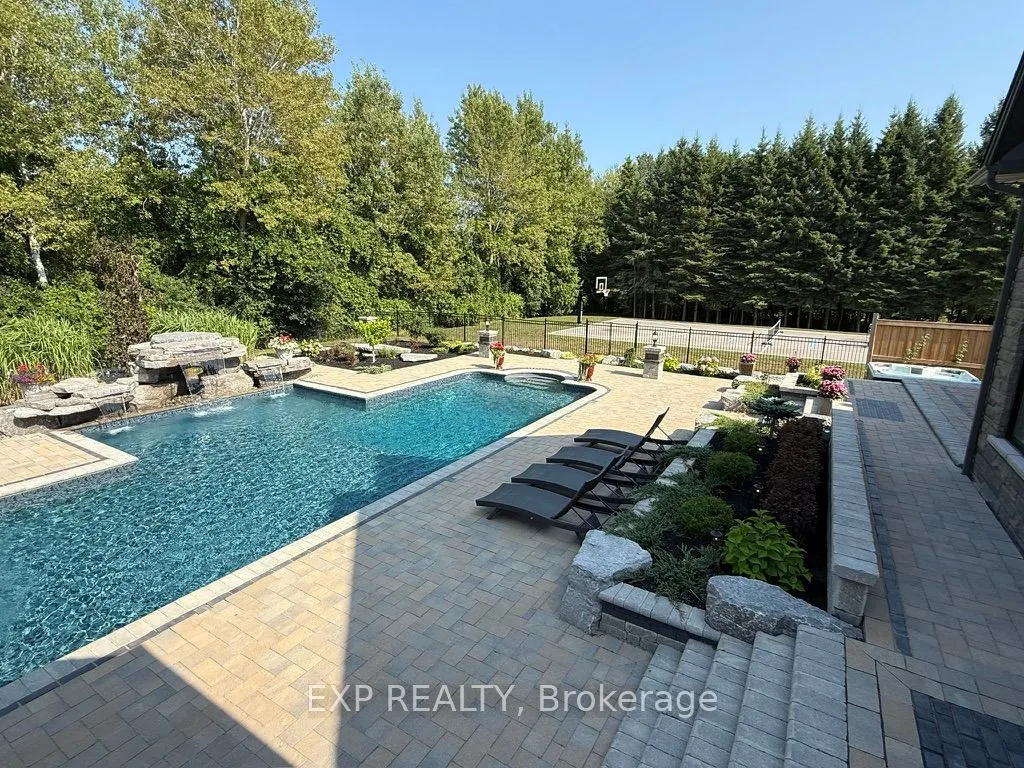 849 Townline Road N