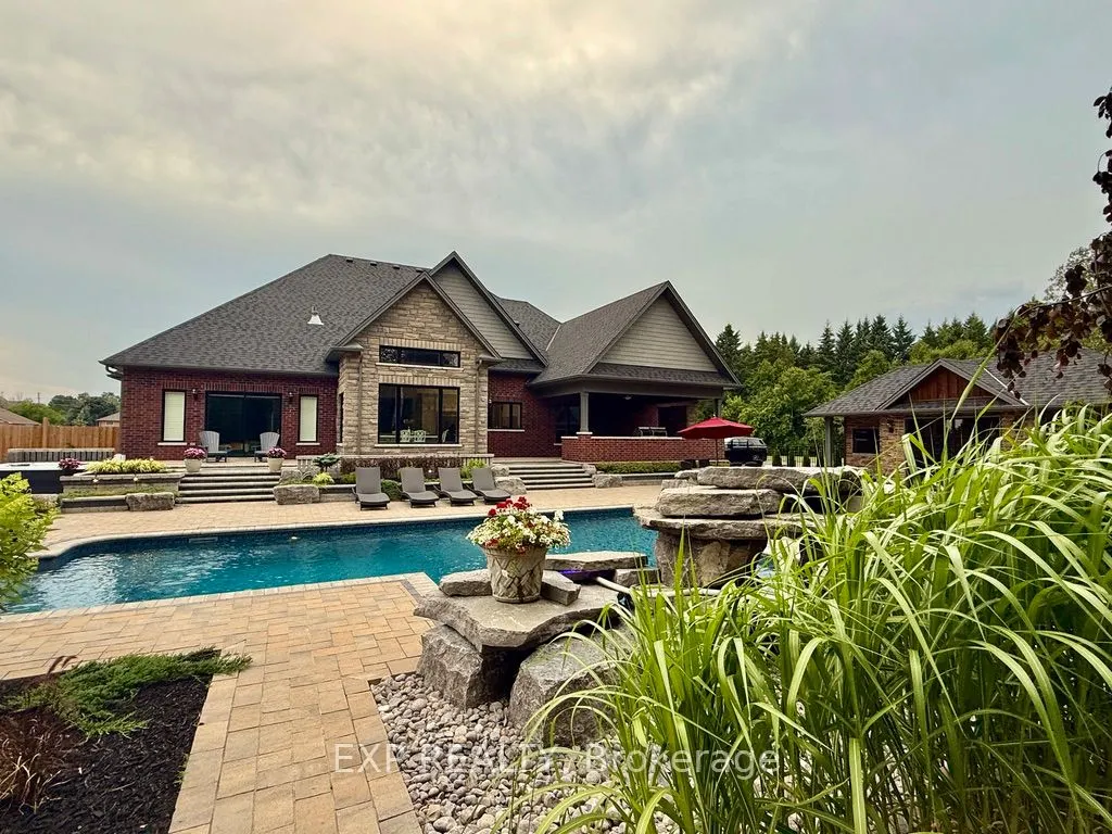 849 Townline Road N