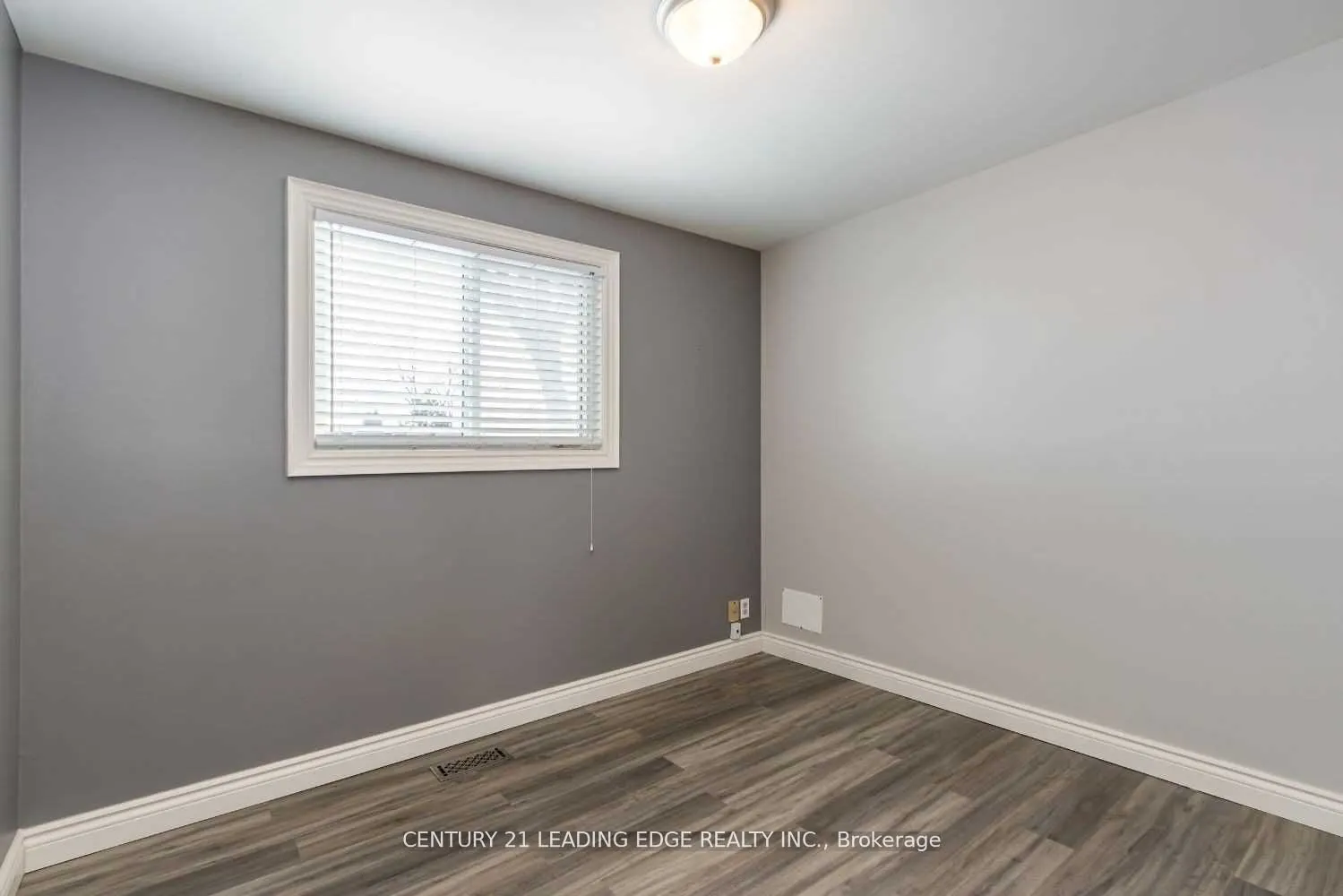 1323 Poprad Avenue, #Upper