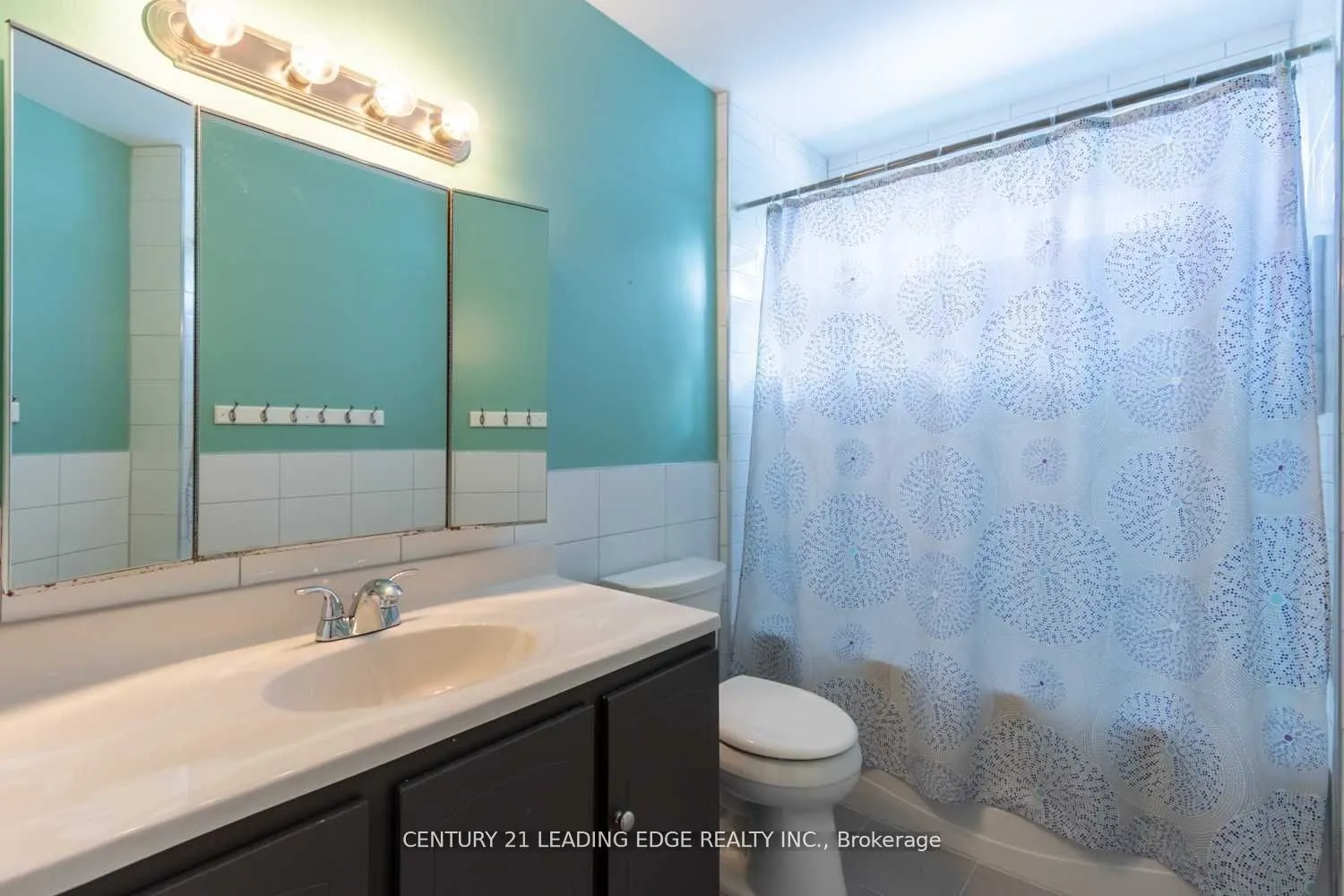 1323 Poprad Avenue, #Upper