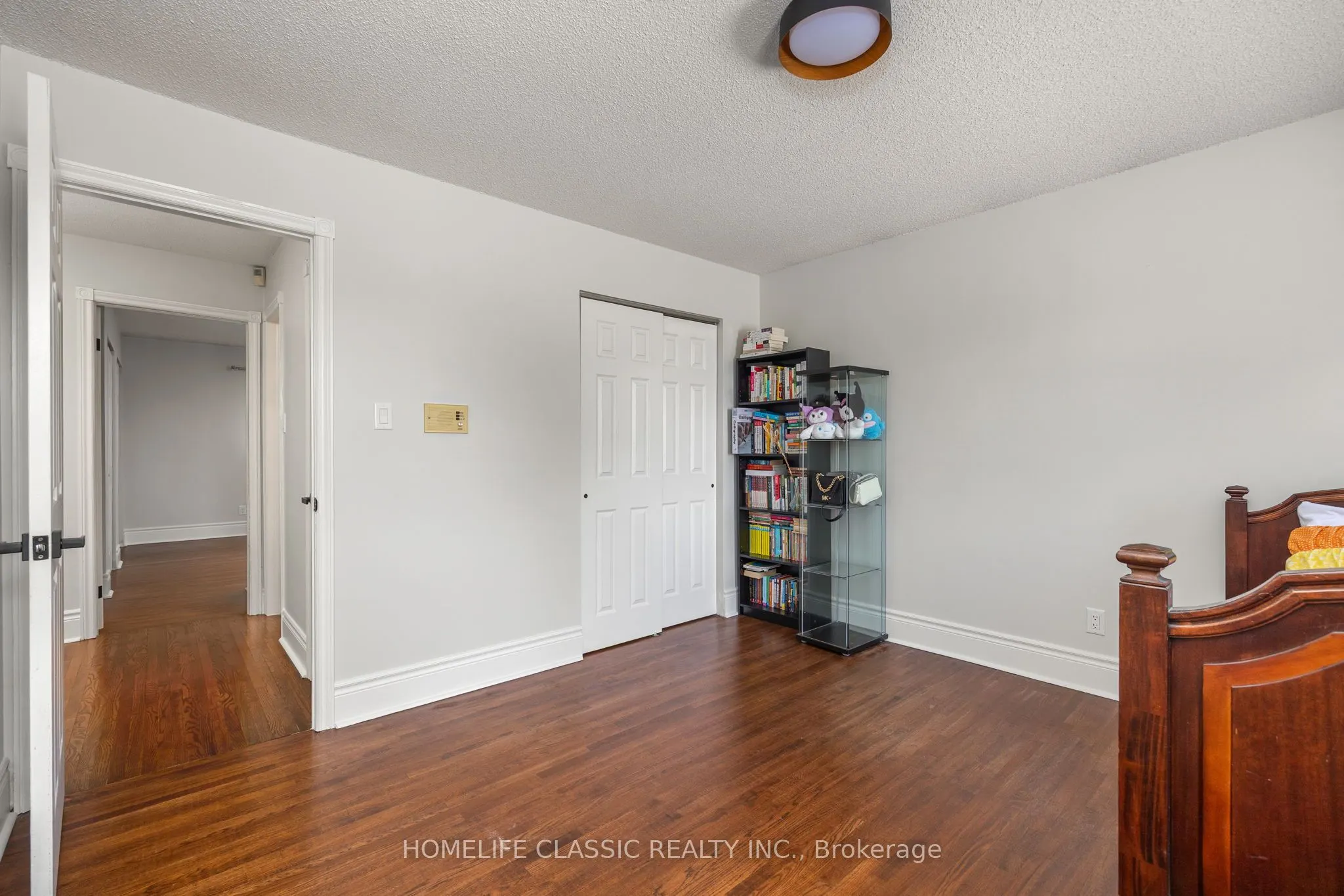 550 Dahlia Crescent