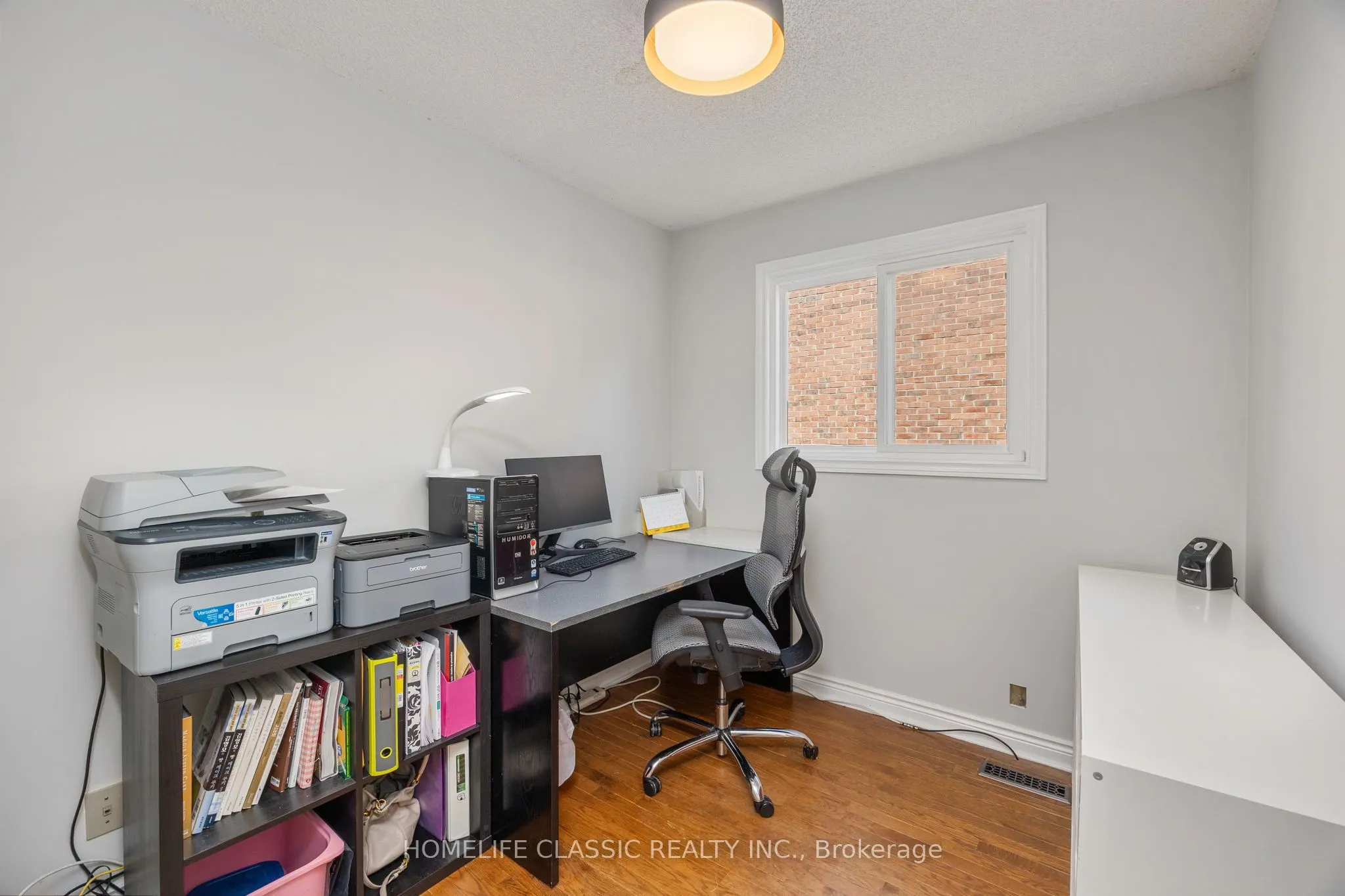 550 Dahlia Crescent
