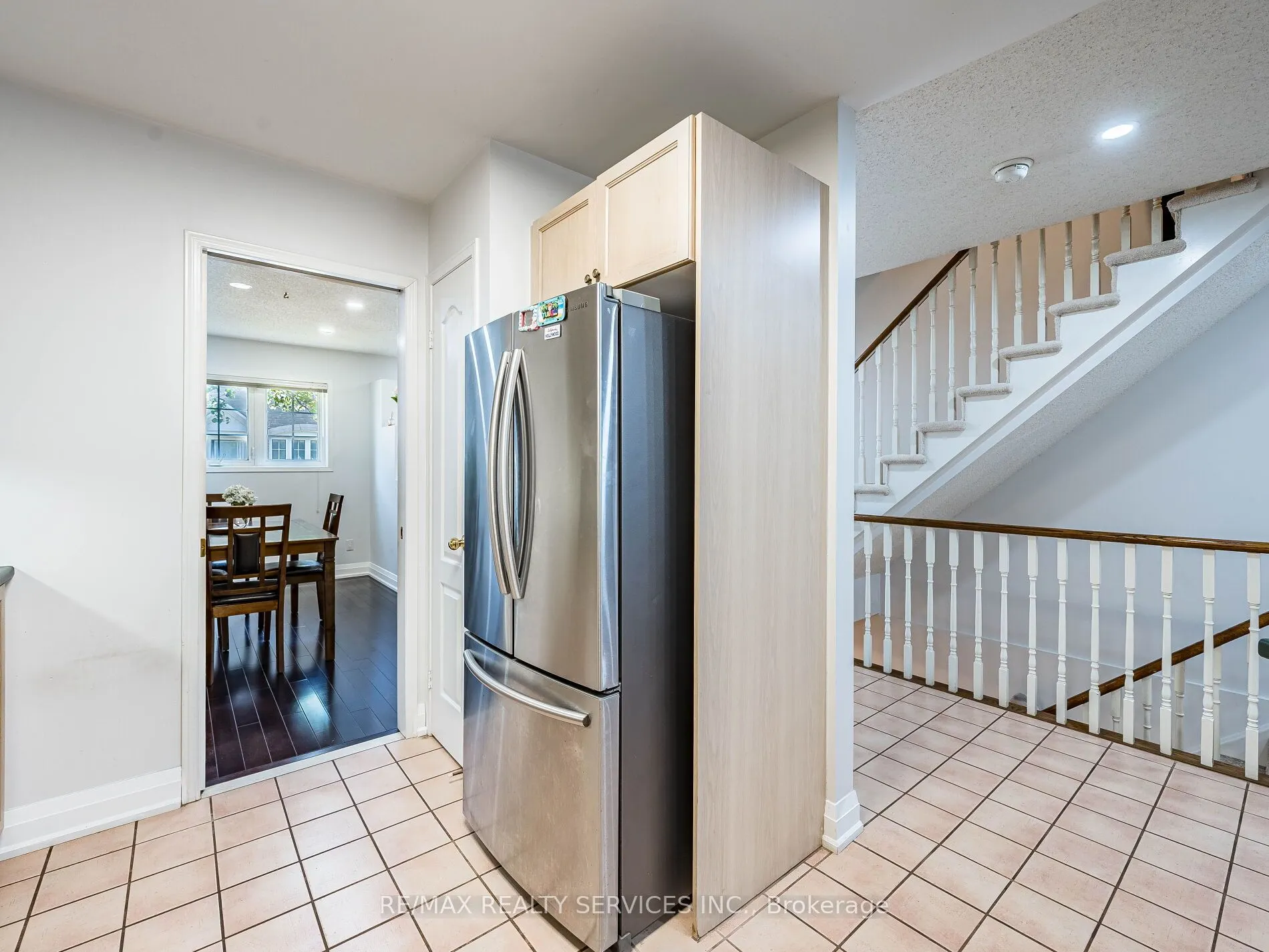1995 Royal Road, #136