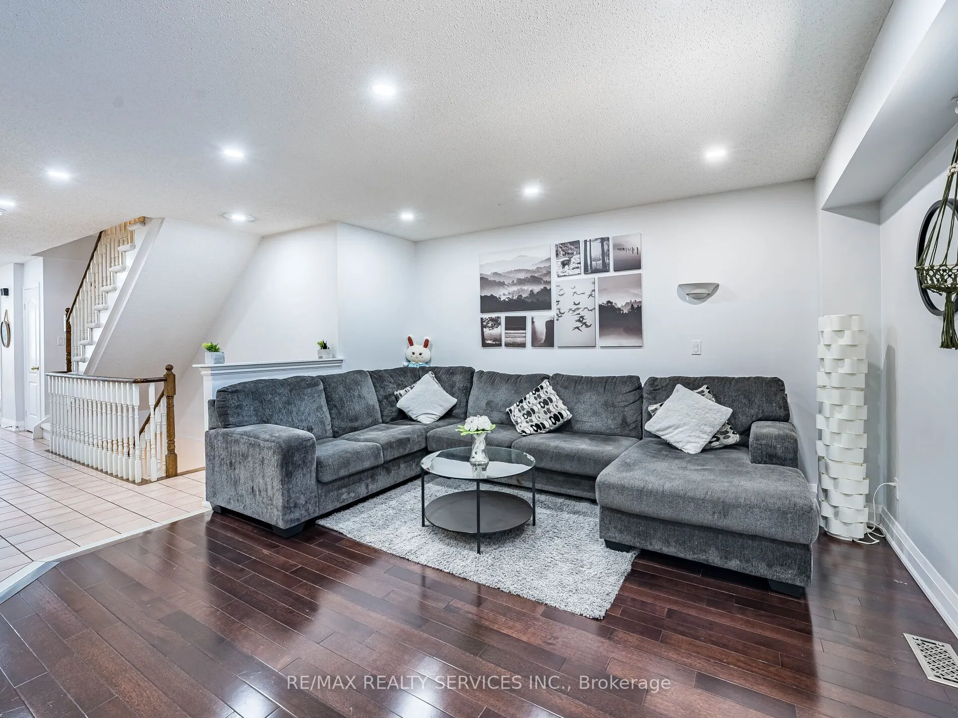 1995 Royal Road, #136