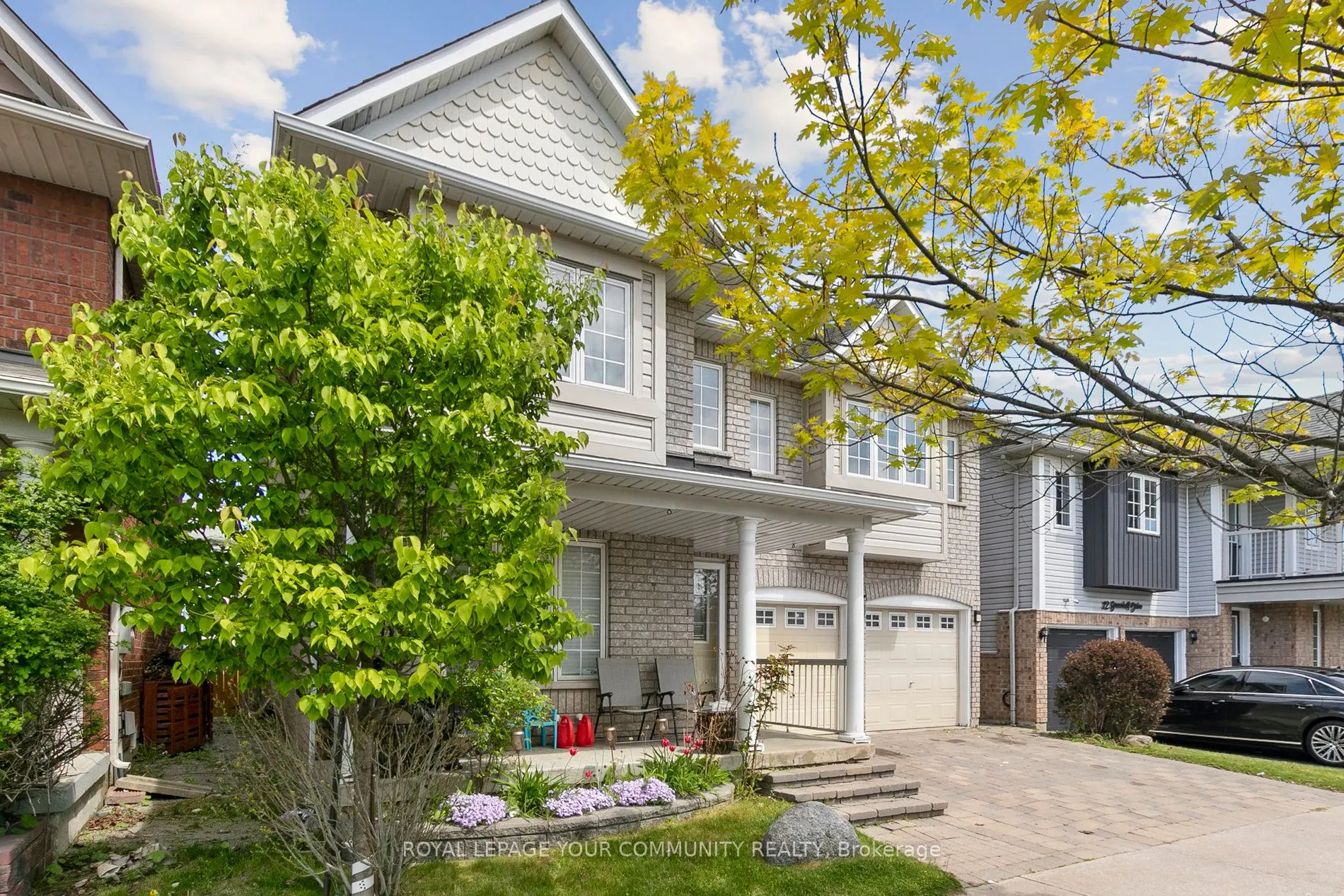 10 Greenhalf Drive