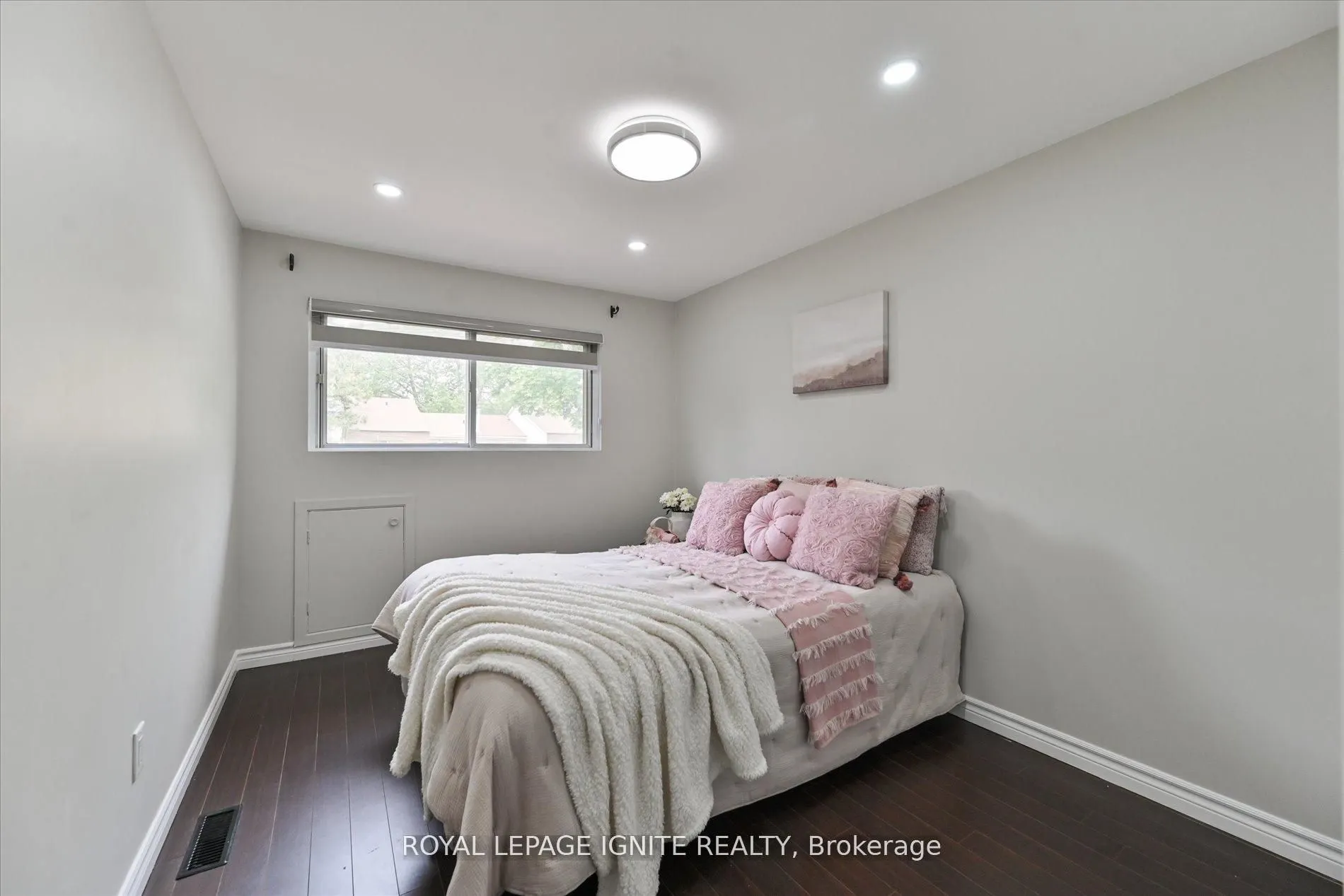 40 Dundalk Drive #44