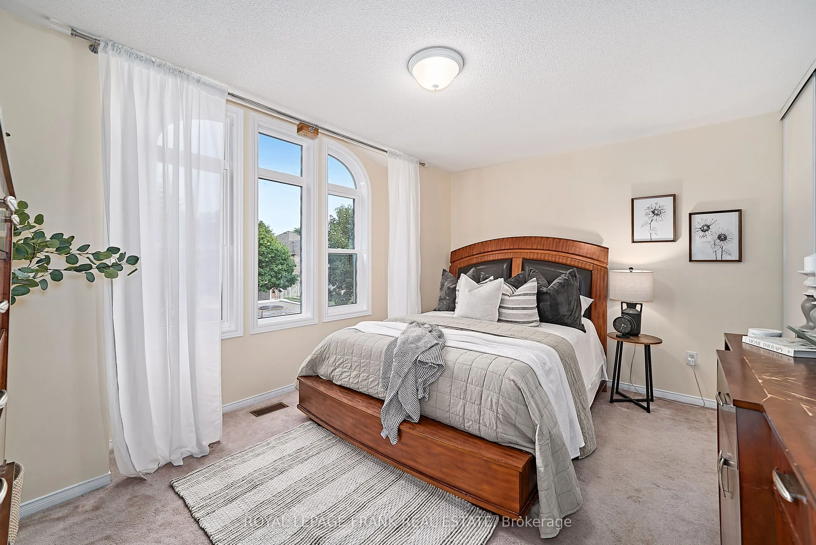 54 Gartshore Drive