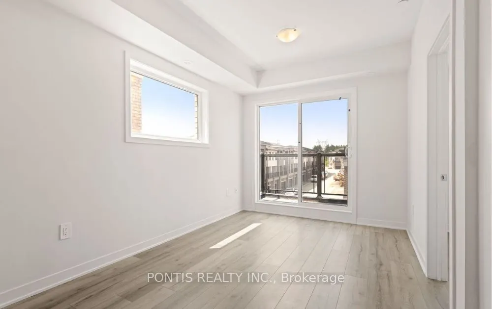 1695 Dersan Street, #220