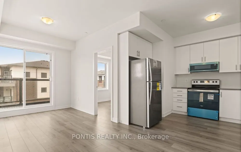 1695 Dersan Street, #220