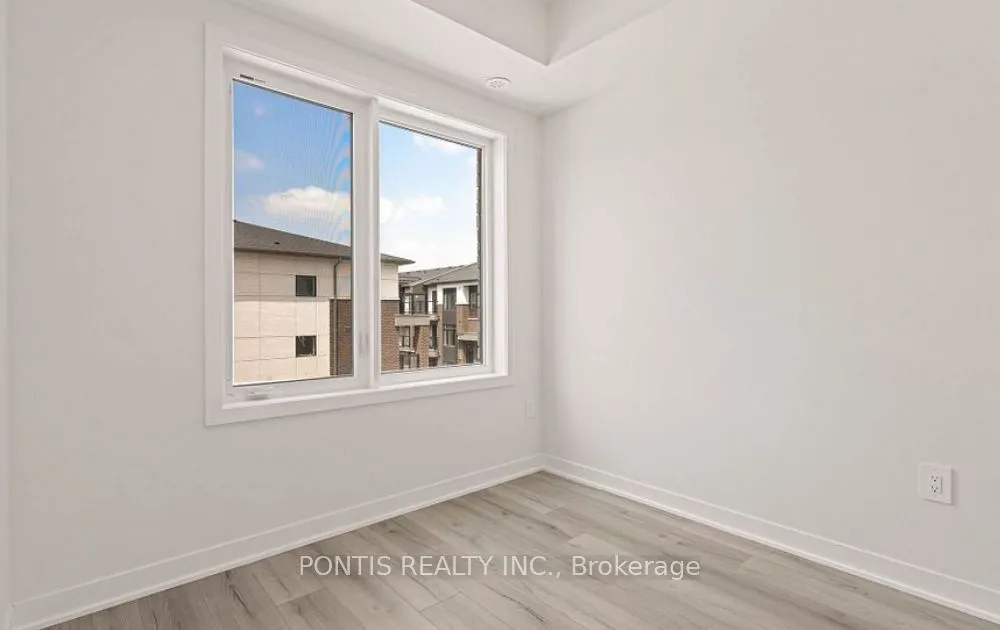 1695 Dersan Street, #220