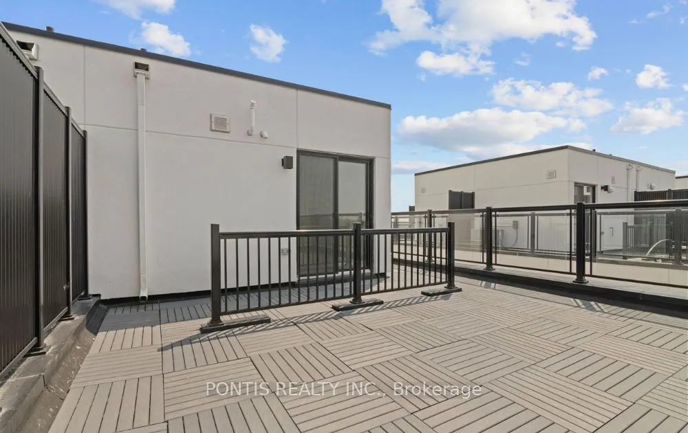 1695 Dersan Street, #220