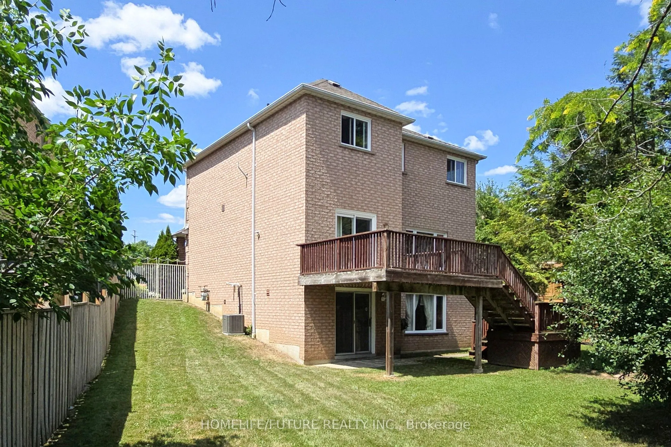 1595 Deerhurst Court